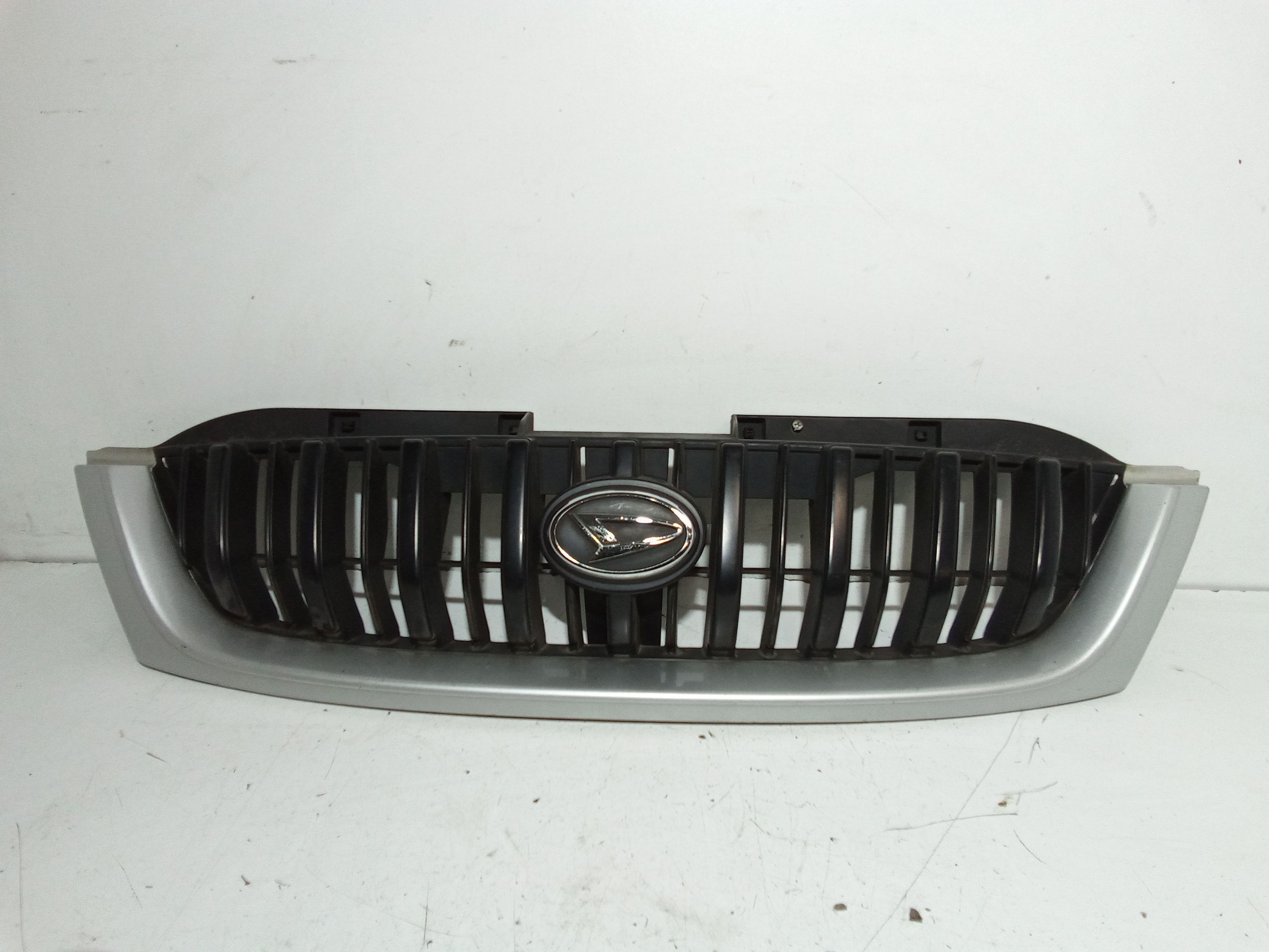 Griglia Paraurti Ant. Usato