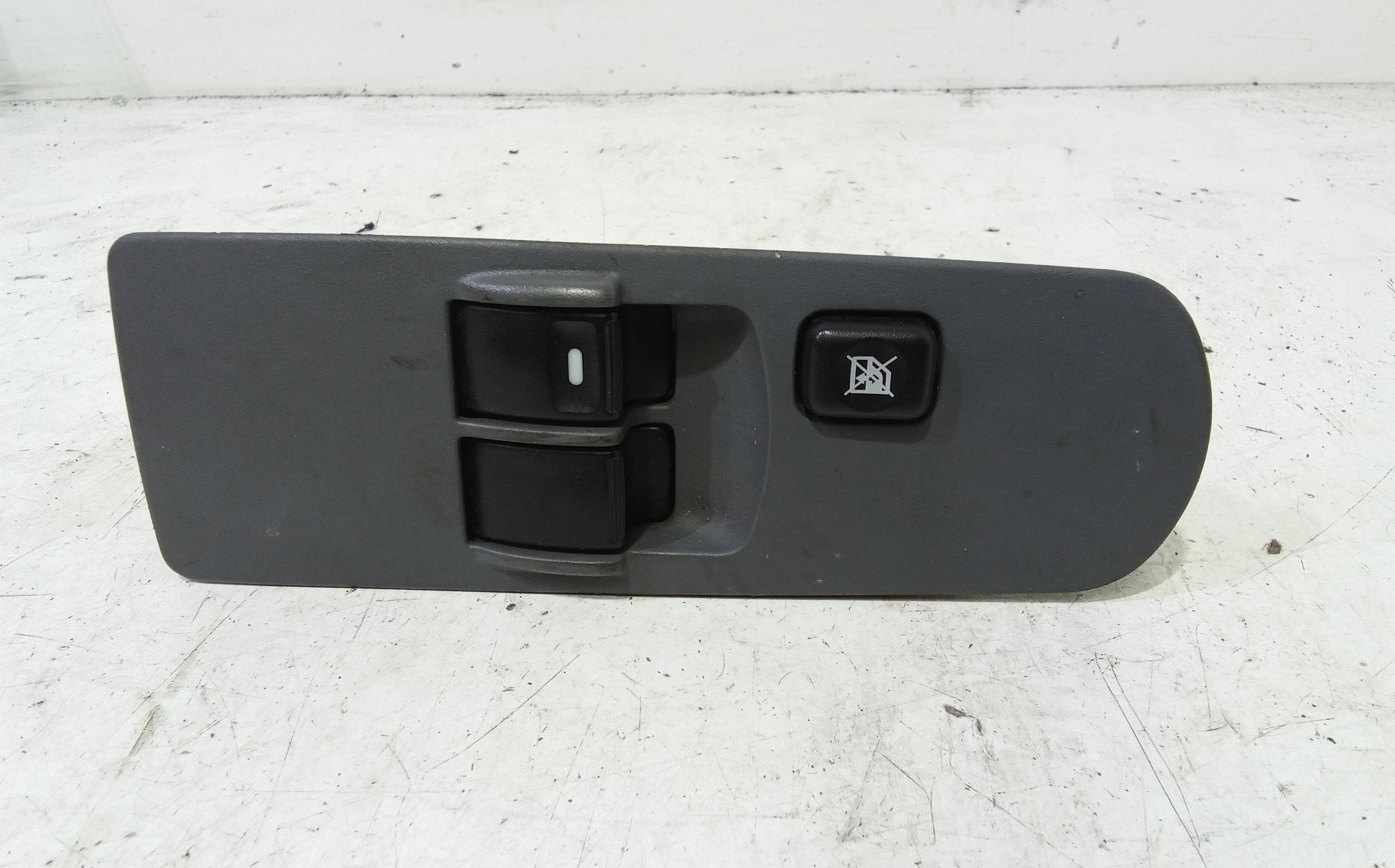 Interruttore Alzacristalli Porta Ant. Sinistro Usato