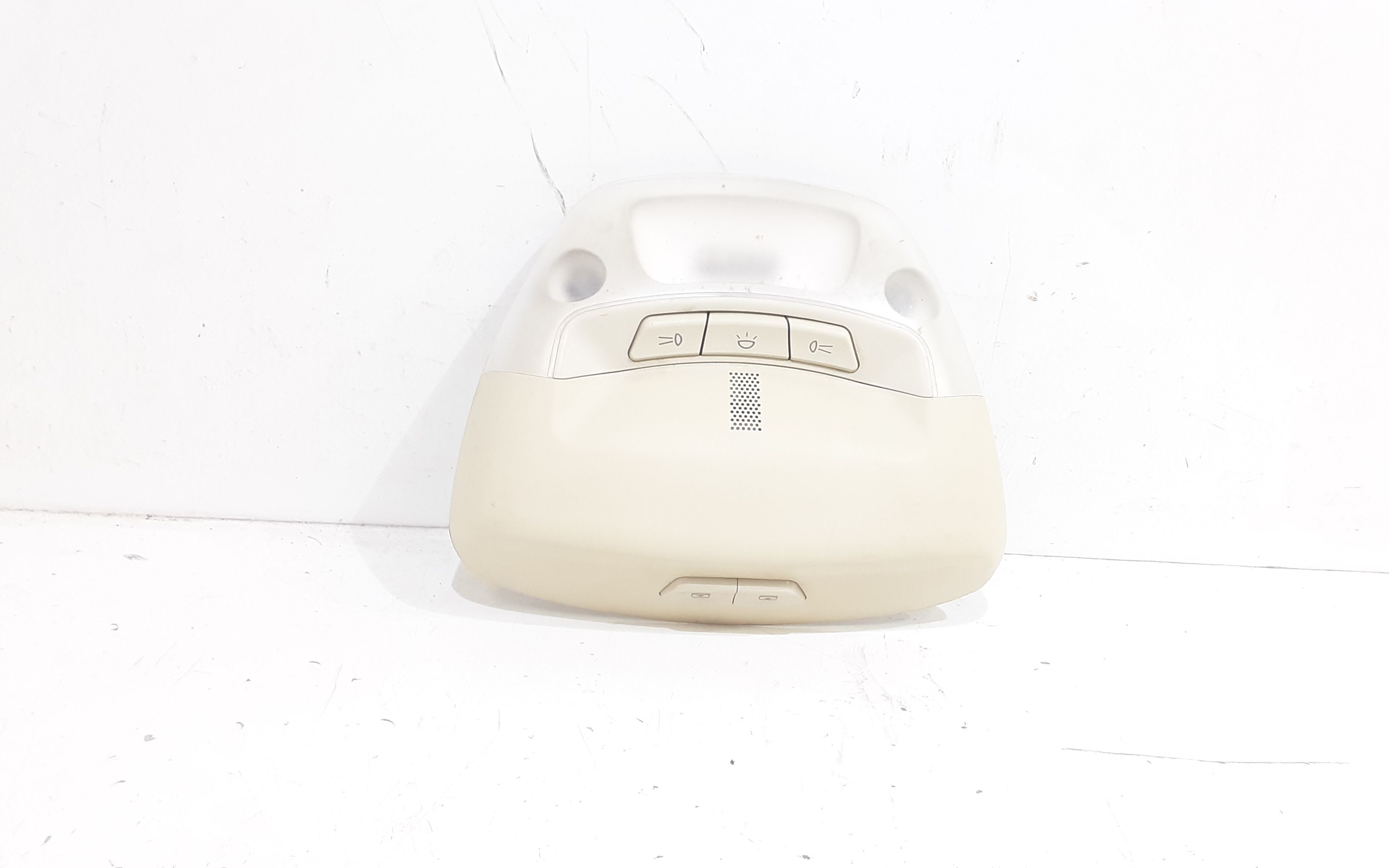 Luce Cortesia Ant. Tetto 46791389 Usato