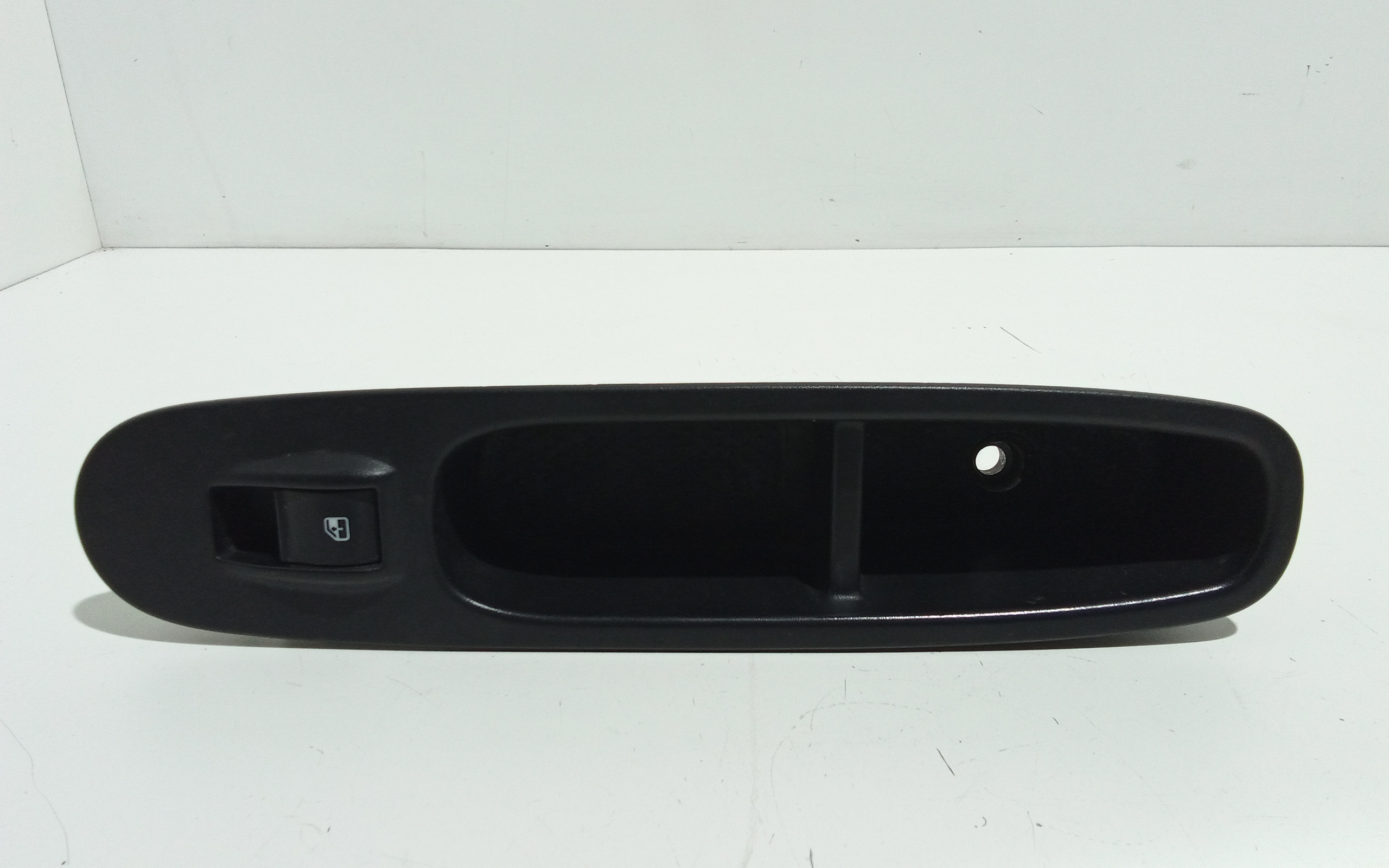 Interruttore Alzacristalli Porta Ant. Destro Usato