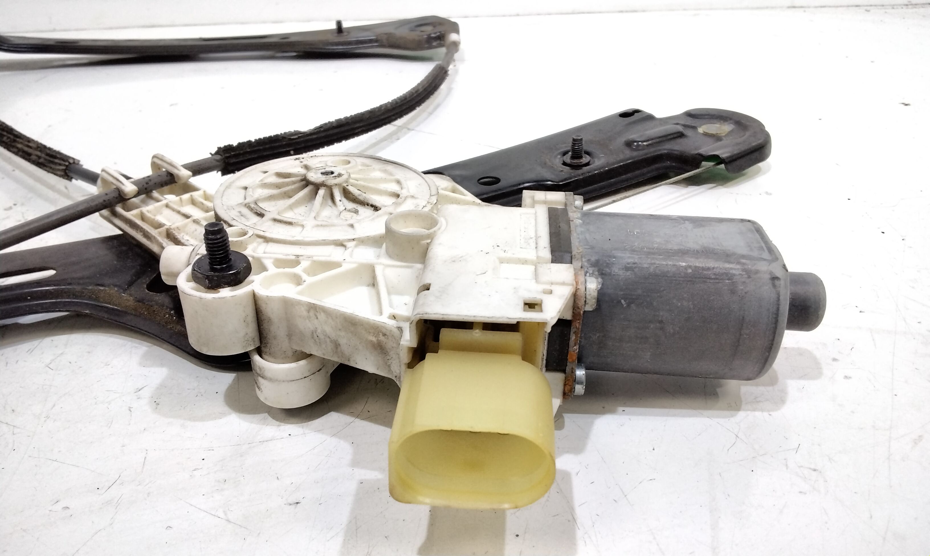 Alzacristallo Porta Ant. Destro 51337138466 Usato