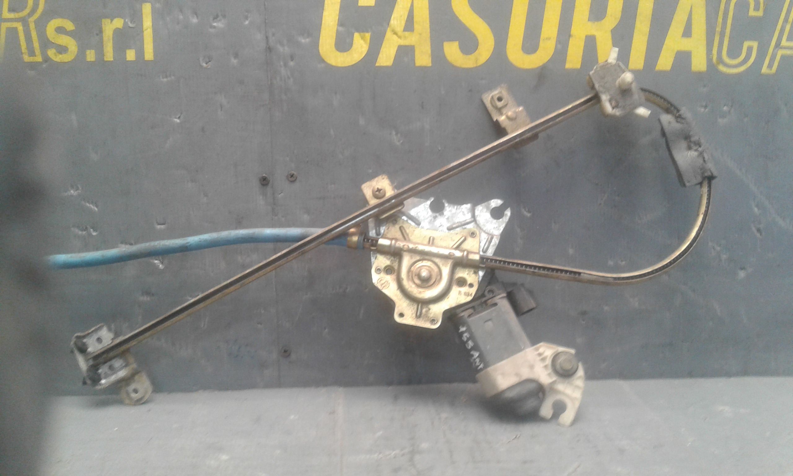 Alzacristallo Porta Ant. Sinistro Usato