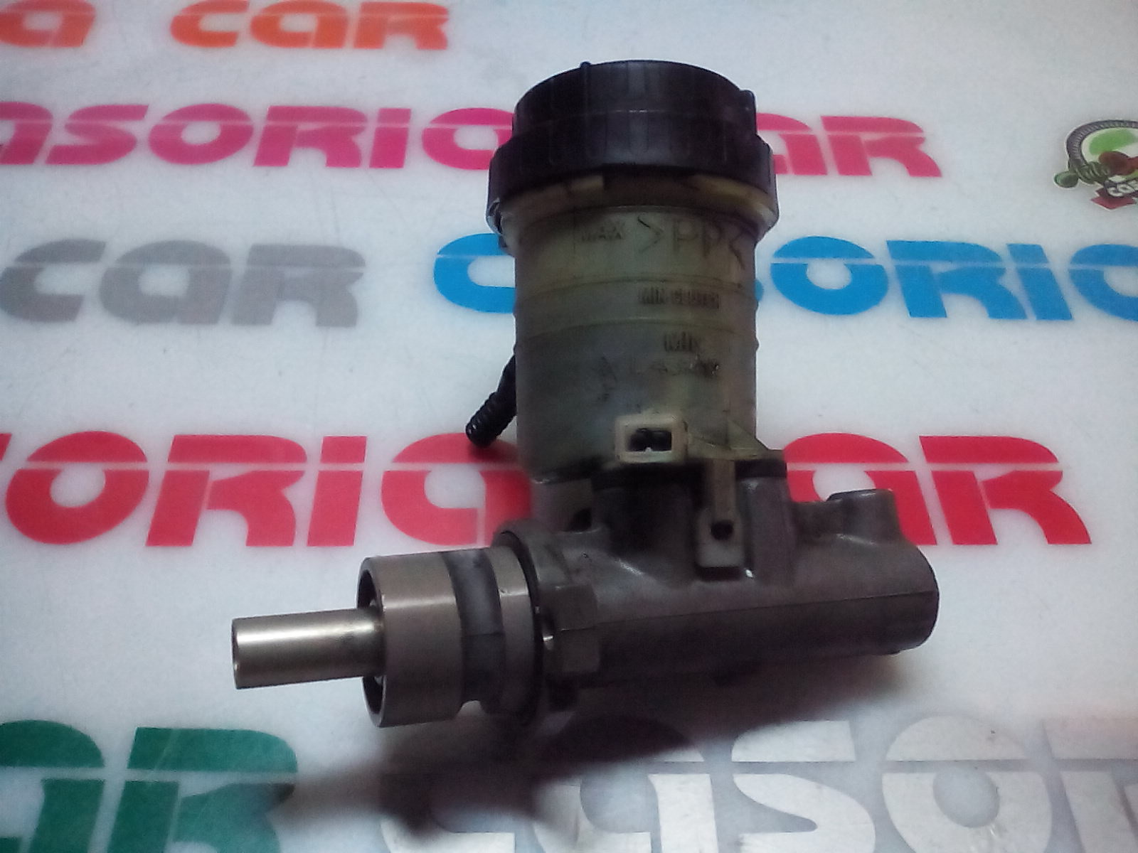 Pompa Comando Freni 8602361 Usato