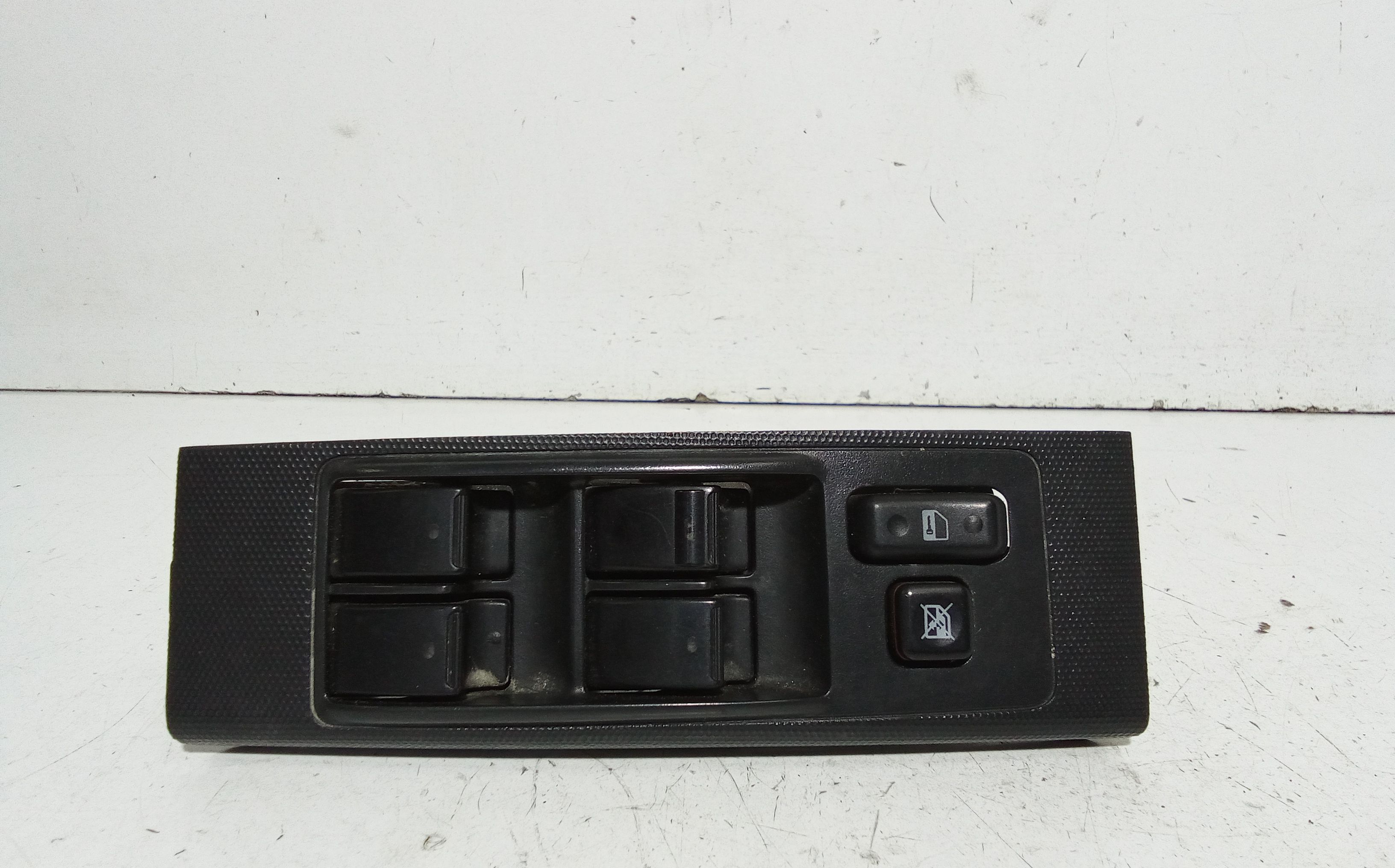 Interruttore Alzacristalli Porta Ant. Sinistro Usato