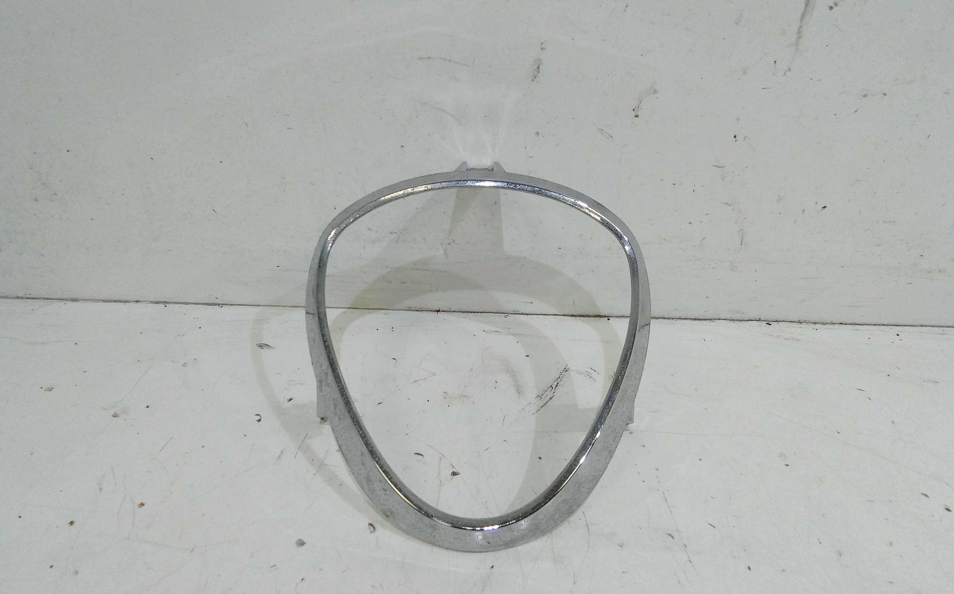 Cornice Proiettori Destro, Cornice Proiettori Sinistro Usato