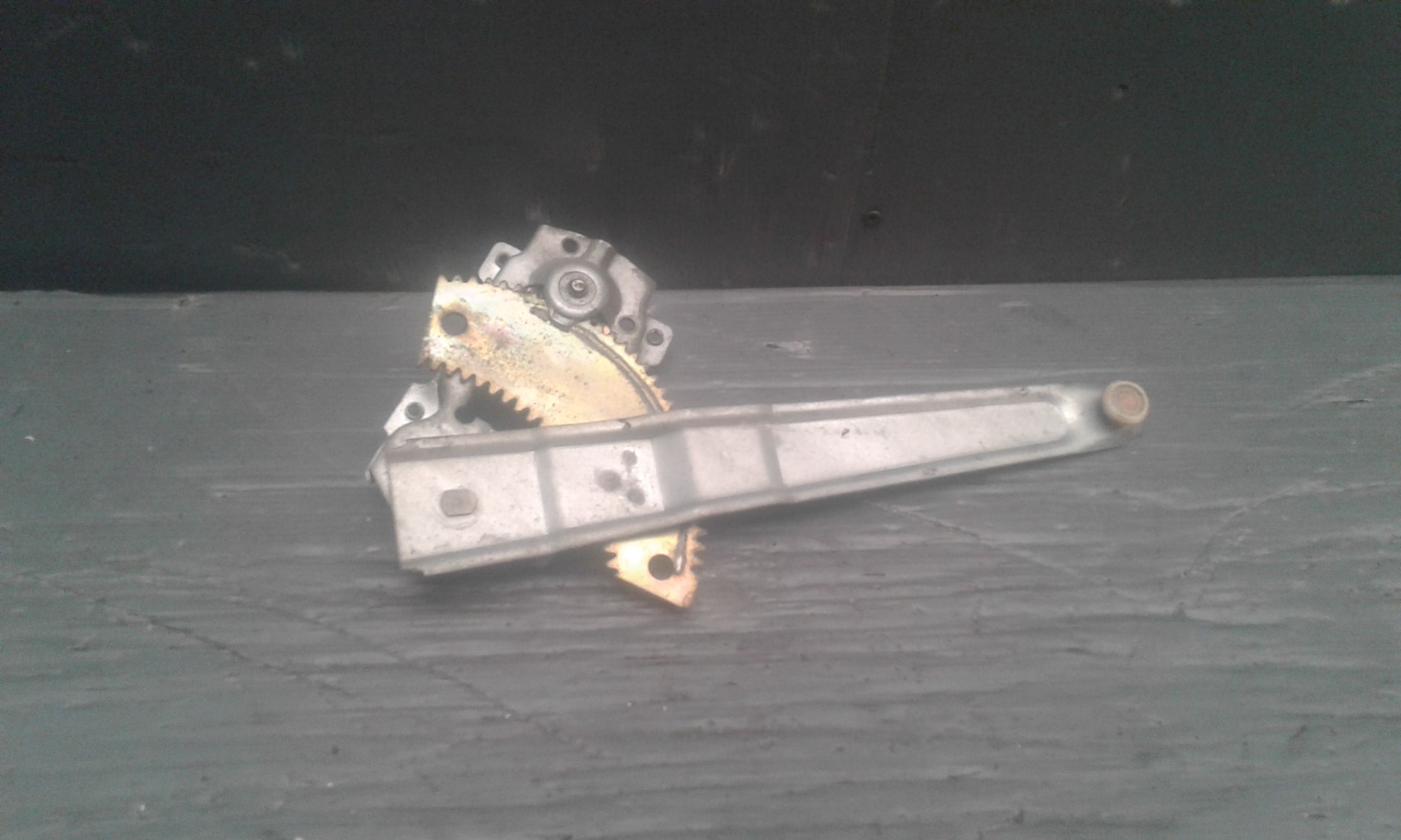 Alzacristallo Porta Post. Destro 8340202000 Usato