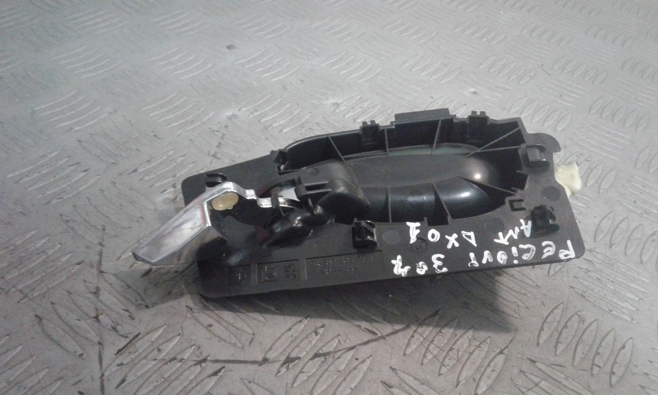 Maniglia Int. Apertura Porta Ant. Destro Usato