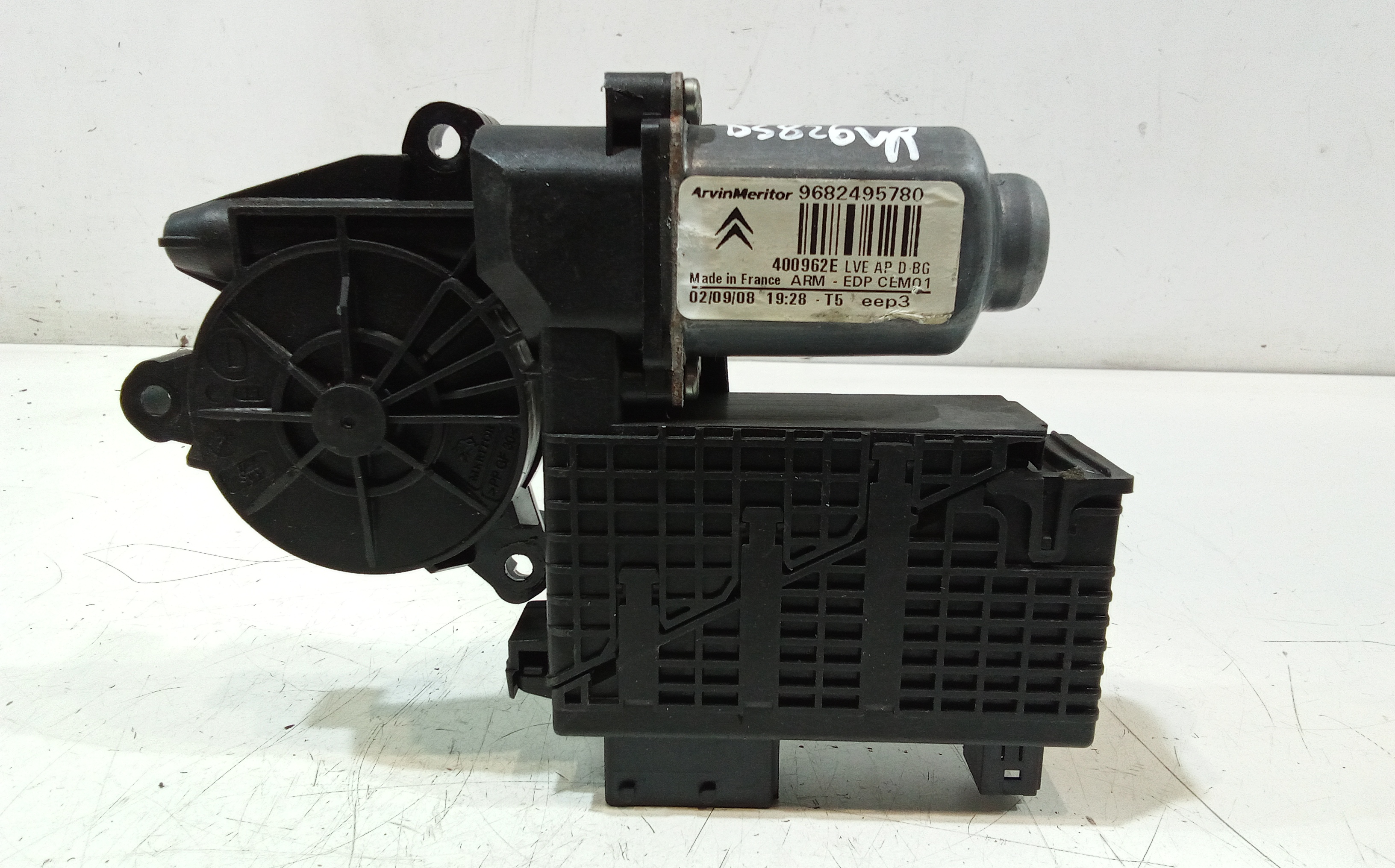 Motorino Alzacristallo Porta Ant. Destro 9222GZ Usato