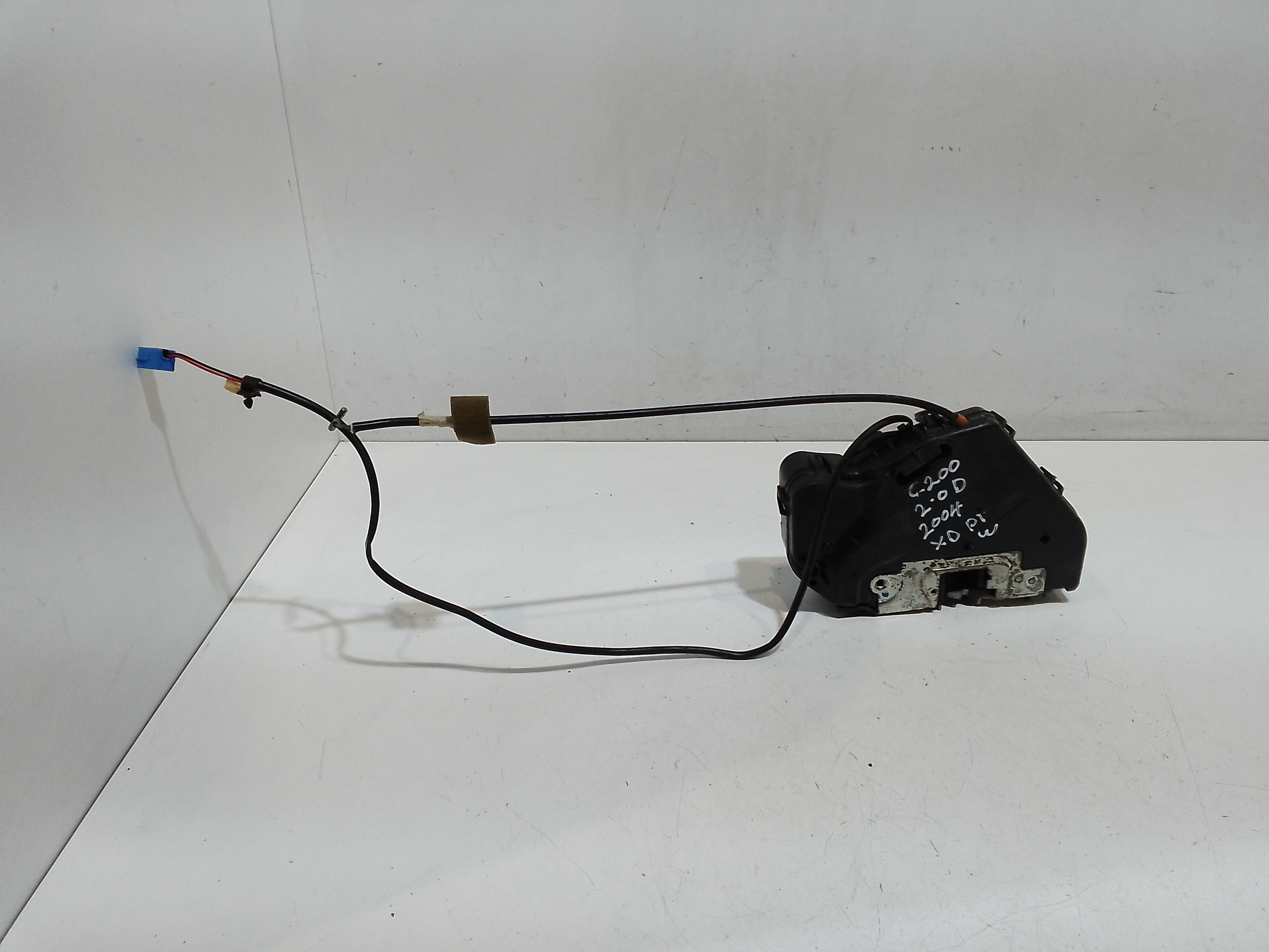 Serratura Porta Post. Destro A2037300235 Usato