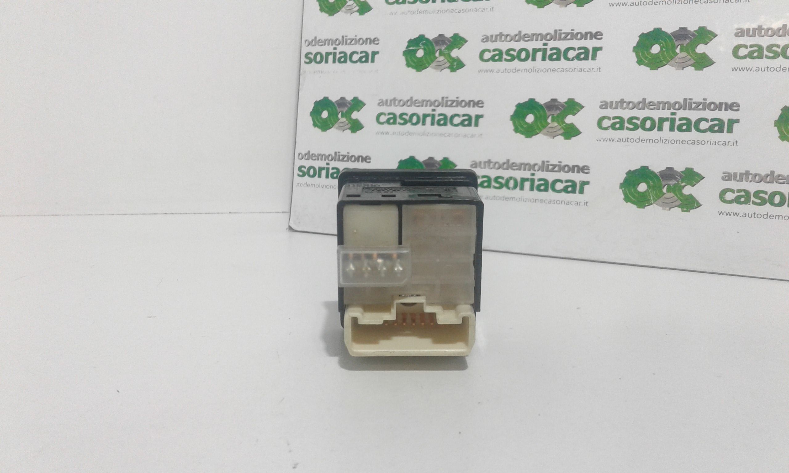 Interruttore Regolazione Retrovisore Est. 8487028020 Usato