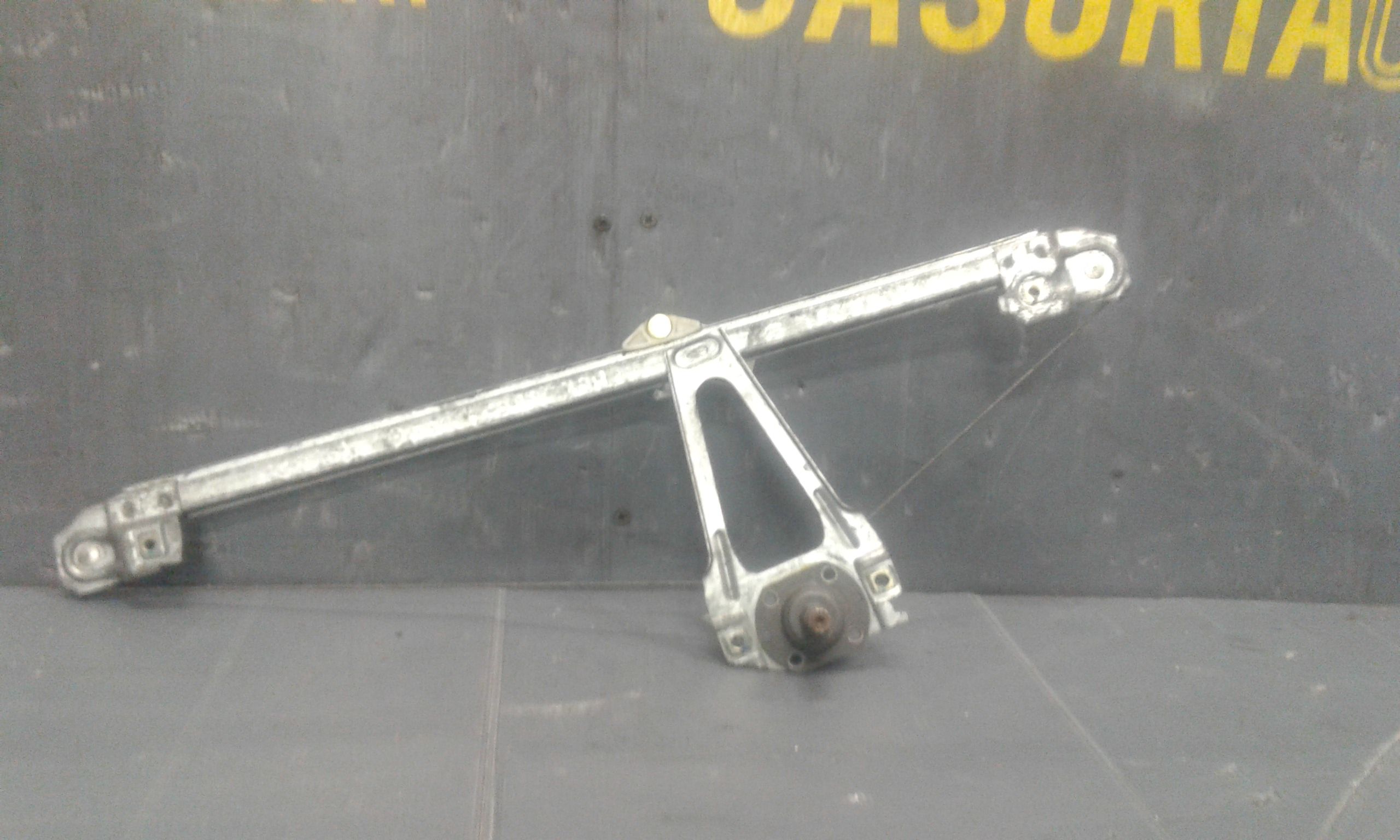 Alzacristallo Porta Post. Destro Usato