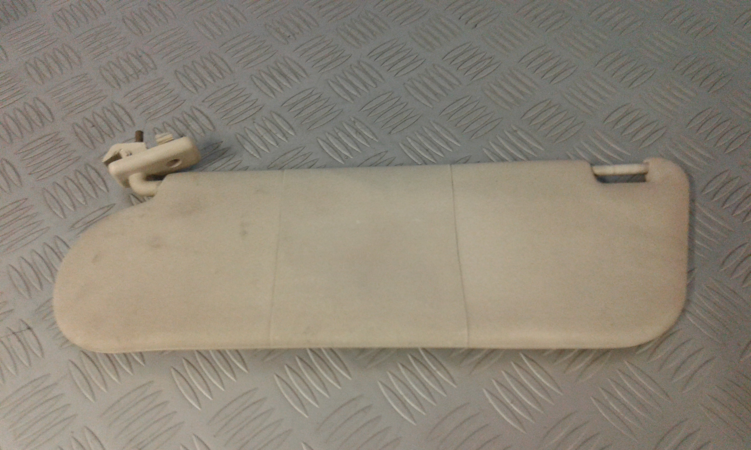 Aletta Parasole Parabrezza Sinistro 24454157 Usato