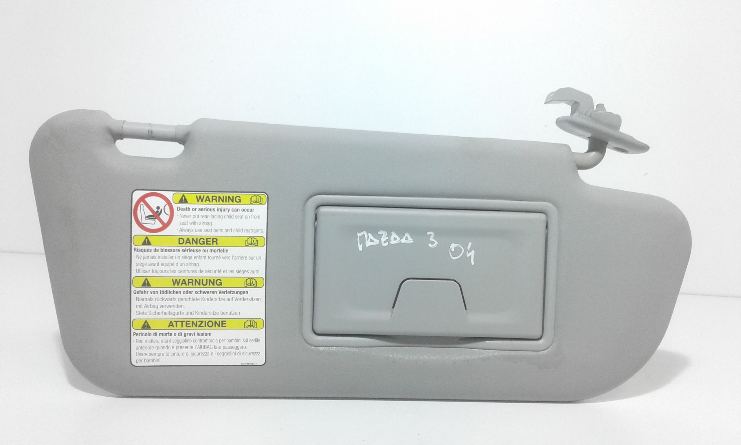 Aletta Parasole Parabrezza Sinistro BP4K69320C30 Usato