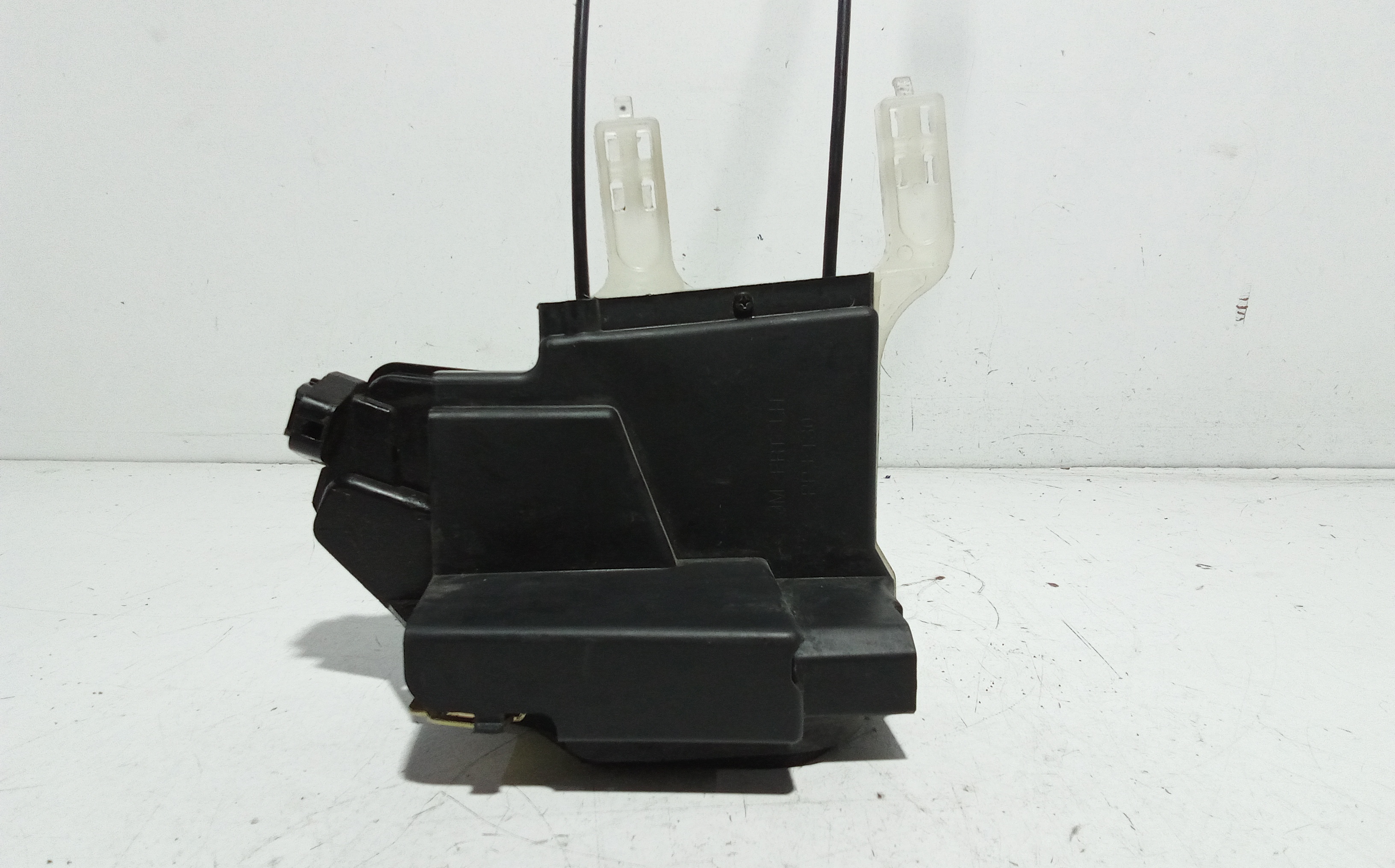 Serratura Porta Ant. Sinistro 813102E000 Usato