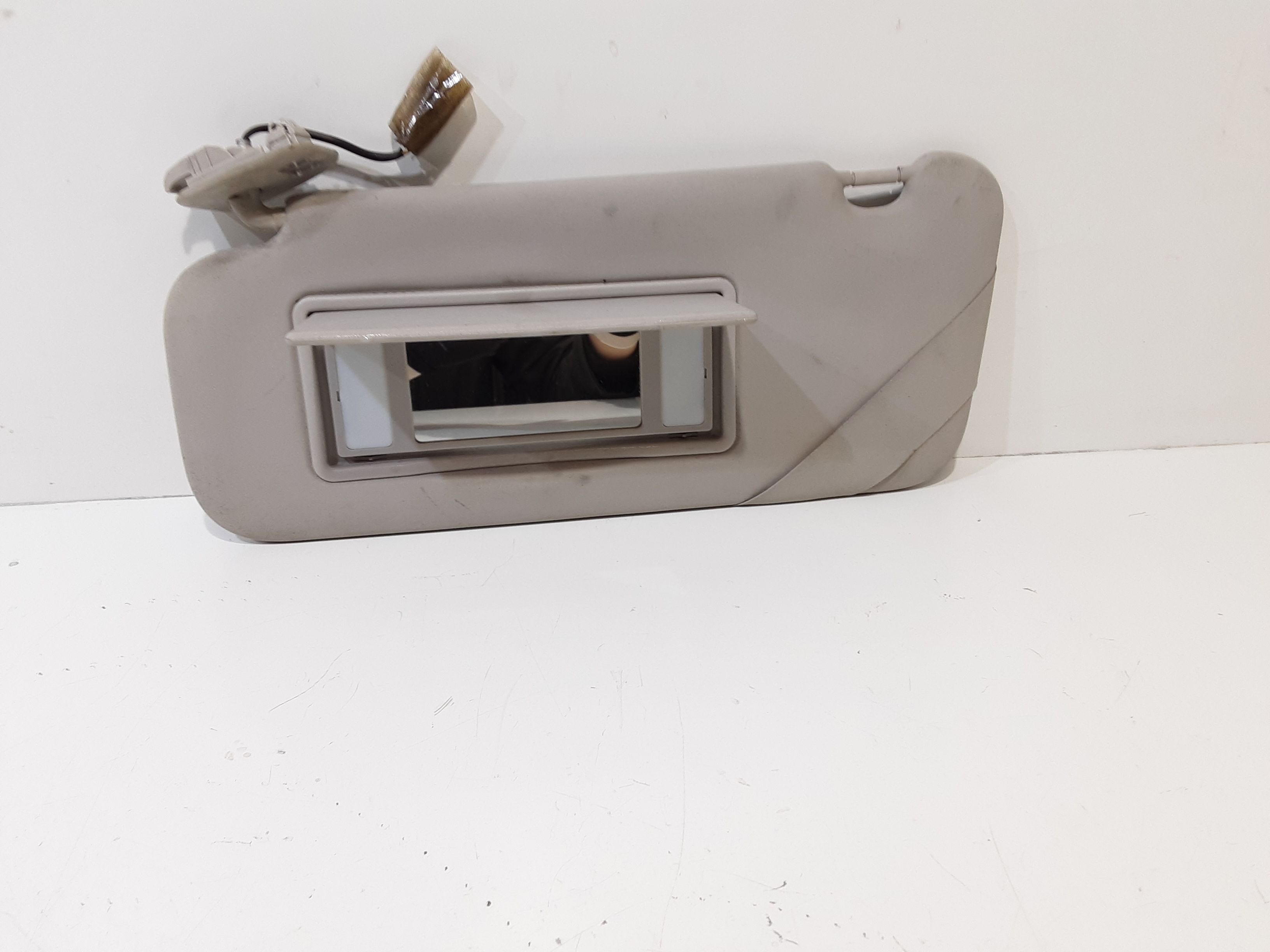 Aletta Parasole Parabrezza Sinistro Usato