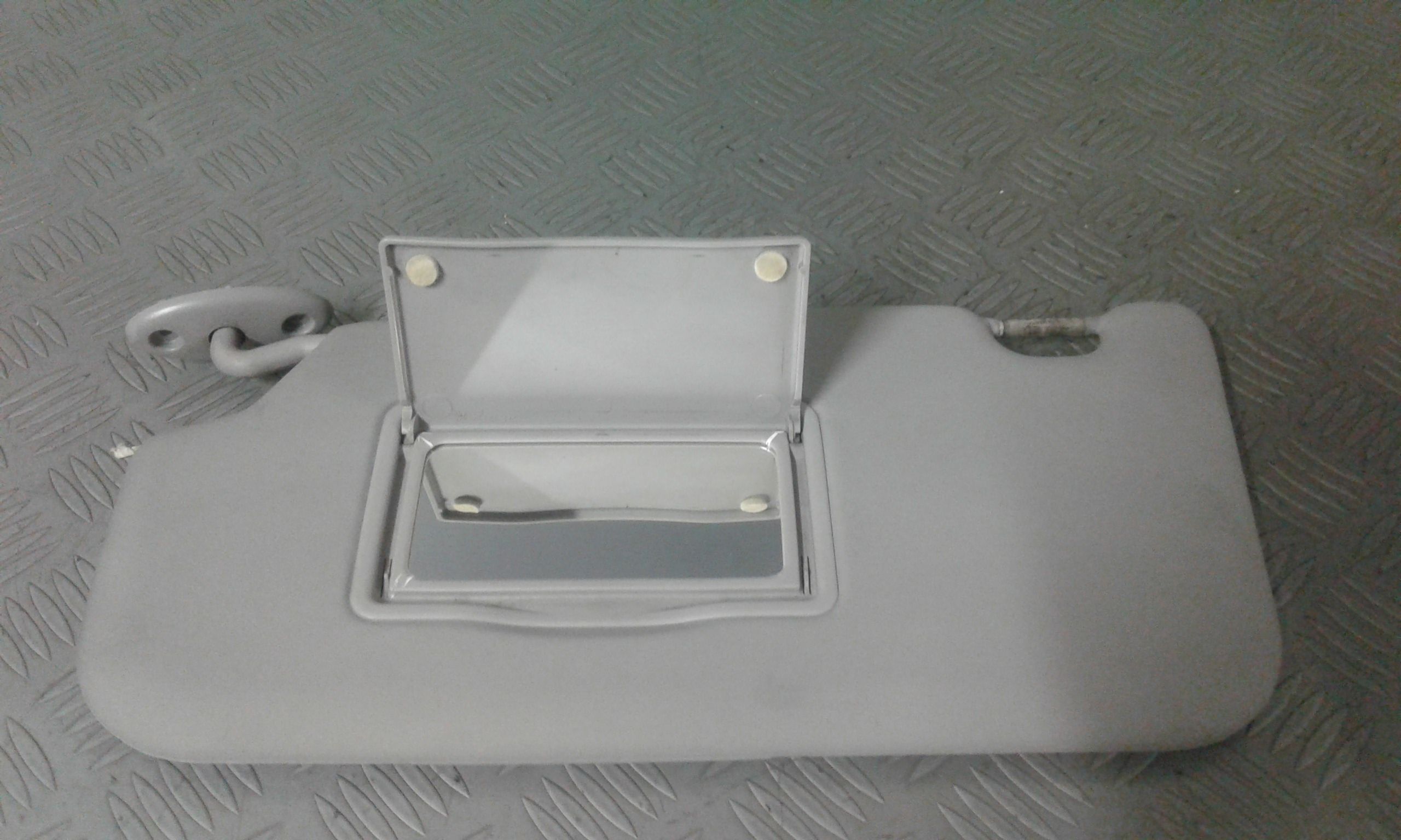 Aletta Parasole Parabrezza Sinistro 1624479 Usato