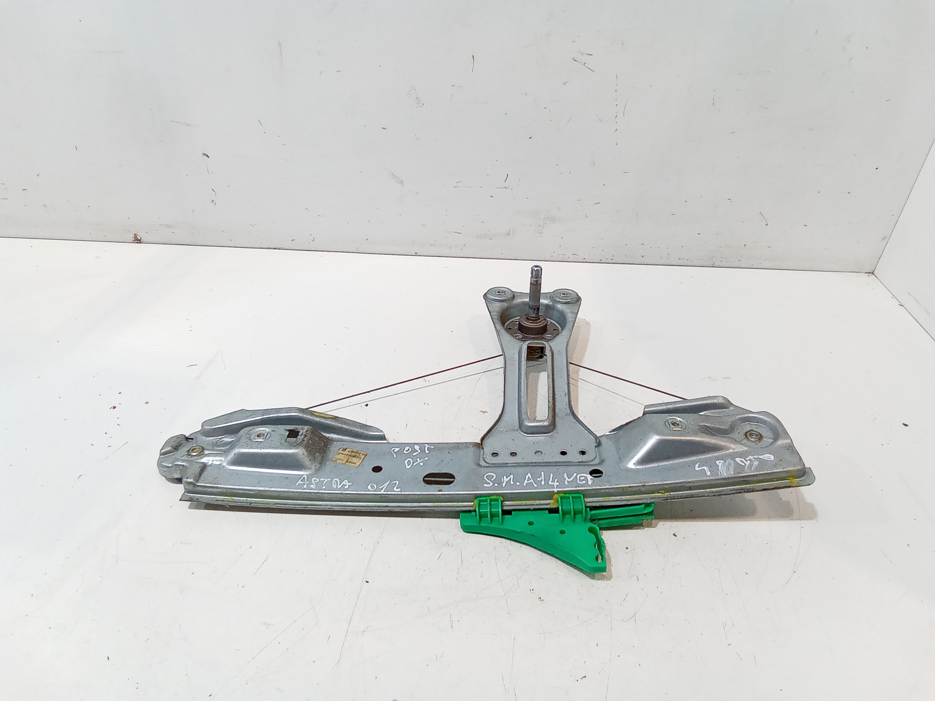 Alzacristallo Porta Post. Destro 13313572 Usato