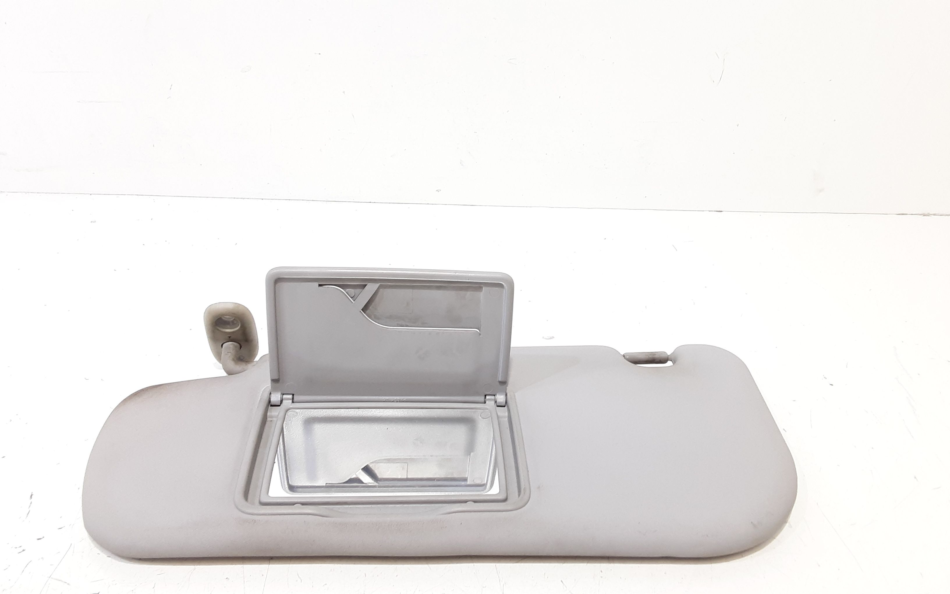 Aletta Parasole Parabrezza Sinistro 8521007130MG Usato