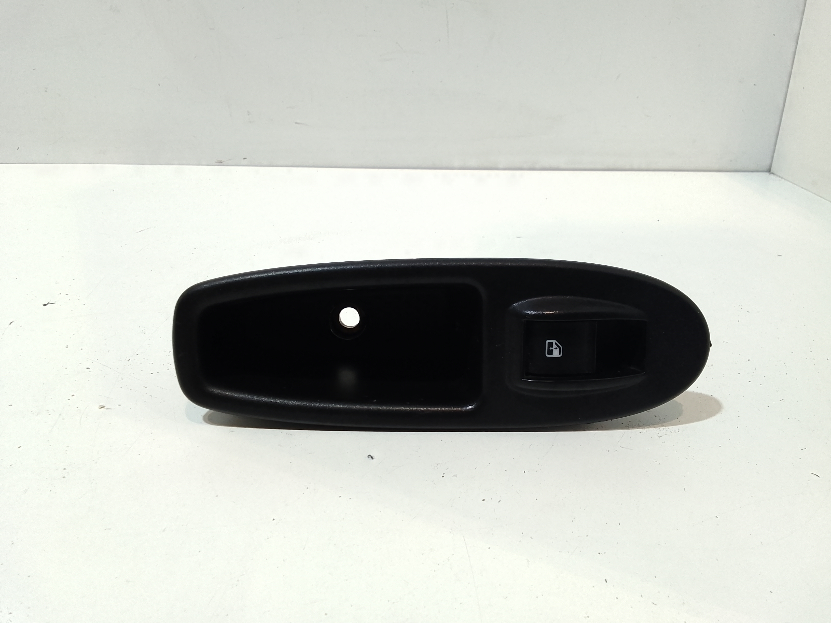 Interruttore Alzacristalli Porta Post. Sinistro 735555157 Usato