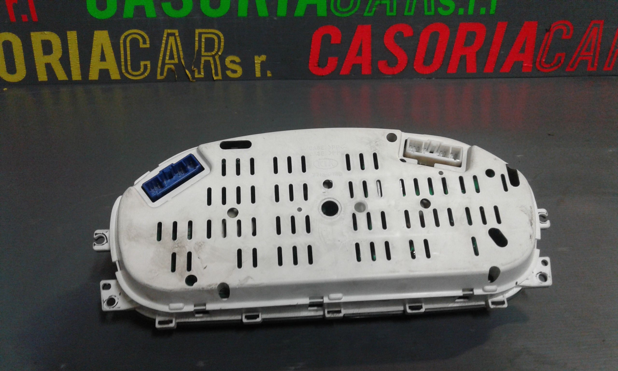 Quadro Portastrumenti Usato