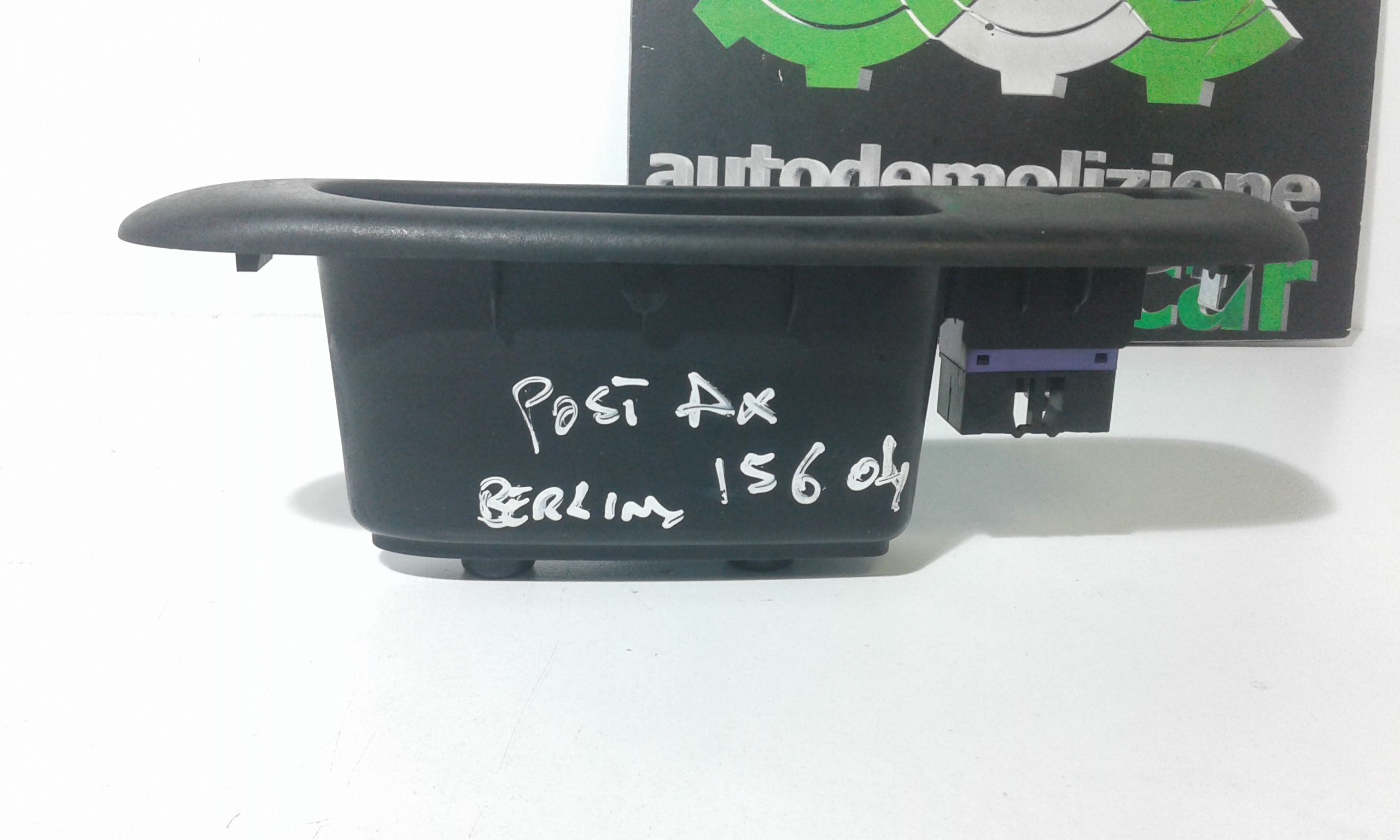 Interruttore Alzacristalli Porta Post. Destro 156036161 Usato