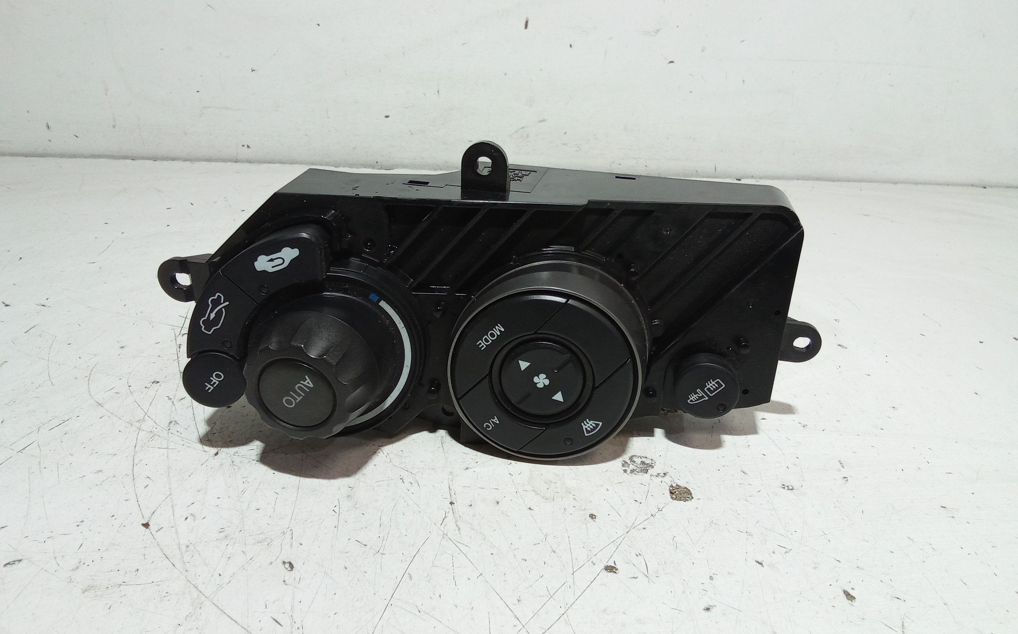 Blocco Comando Climatizzazione 79600SMGG03ZB Usato