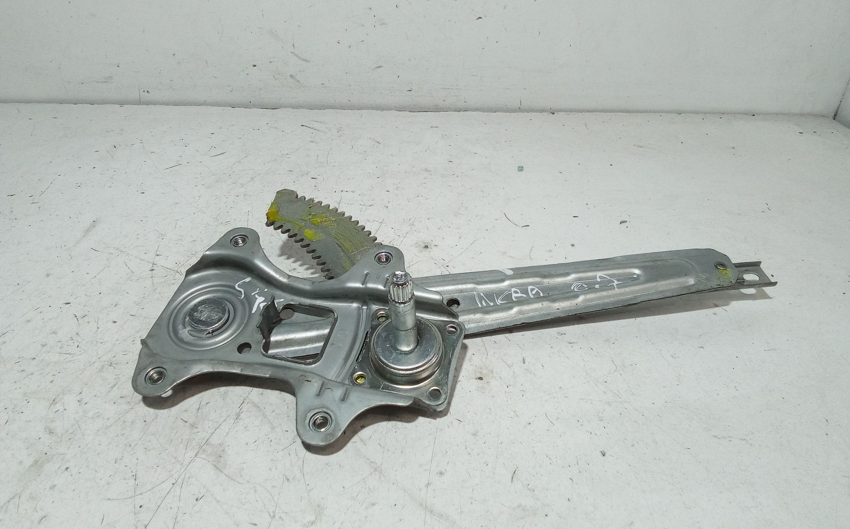 Alzacristallo Porta Post. Sinistro 827215FA6A Usato