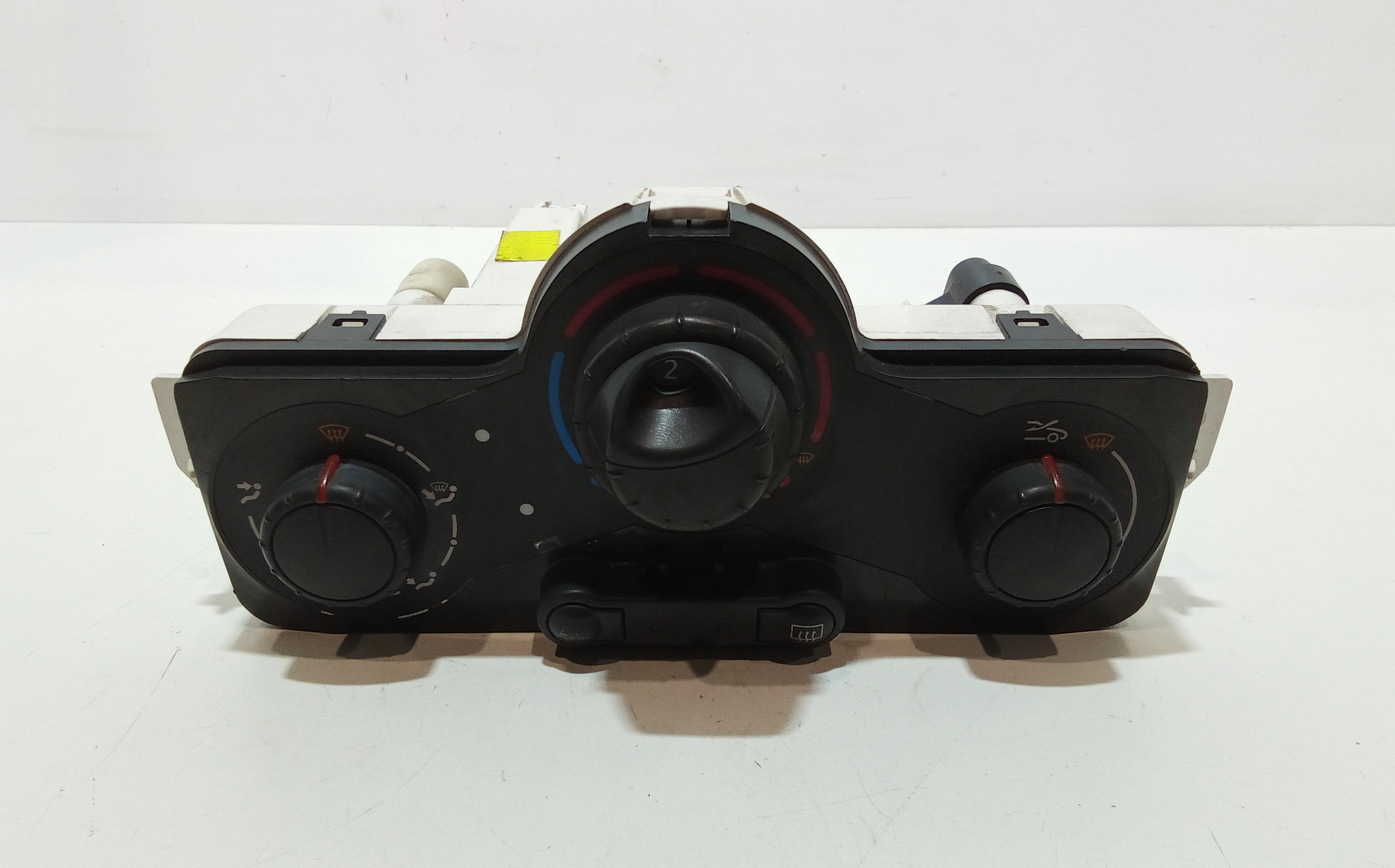 Blocco Comando Climatizzazione 7701070473 Usato