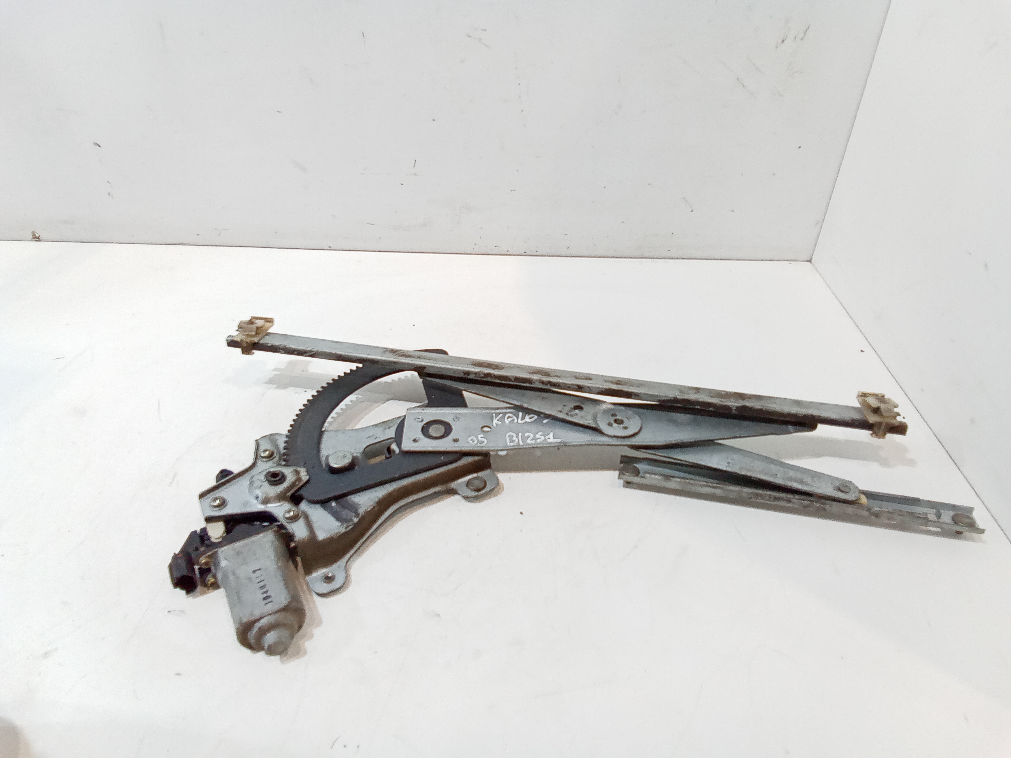 Alzacristallo Porta Ant. Destro 96541654 Usato