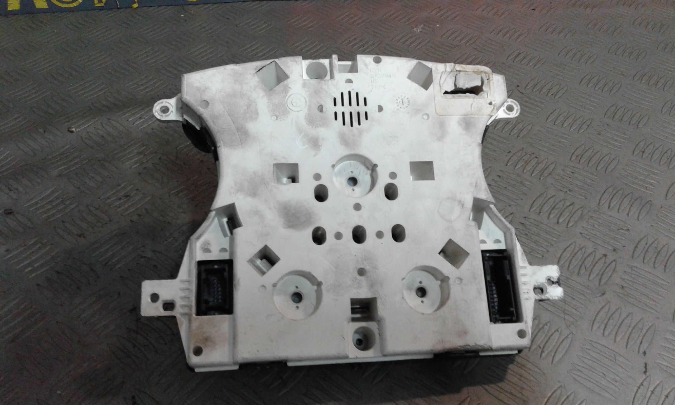 Quadro Portastrumenti Usato