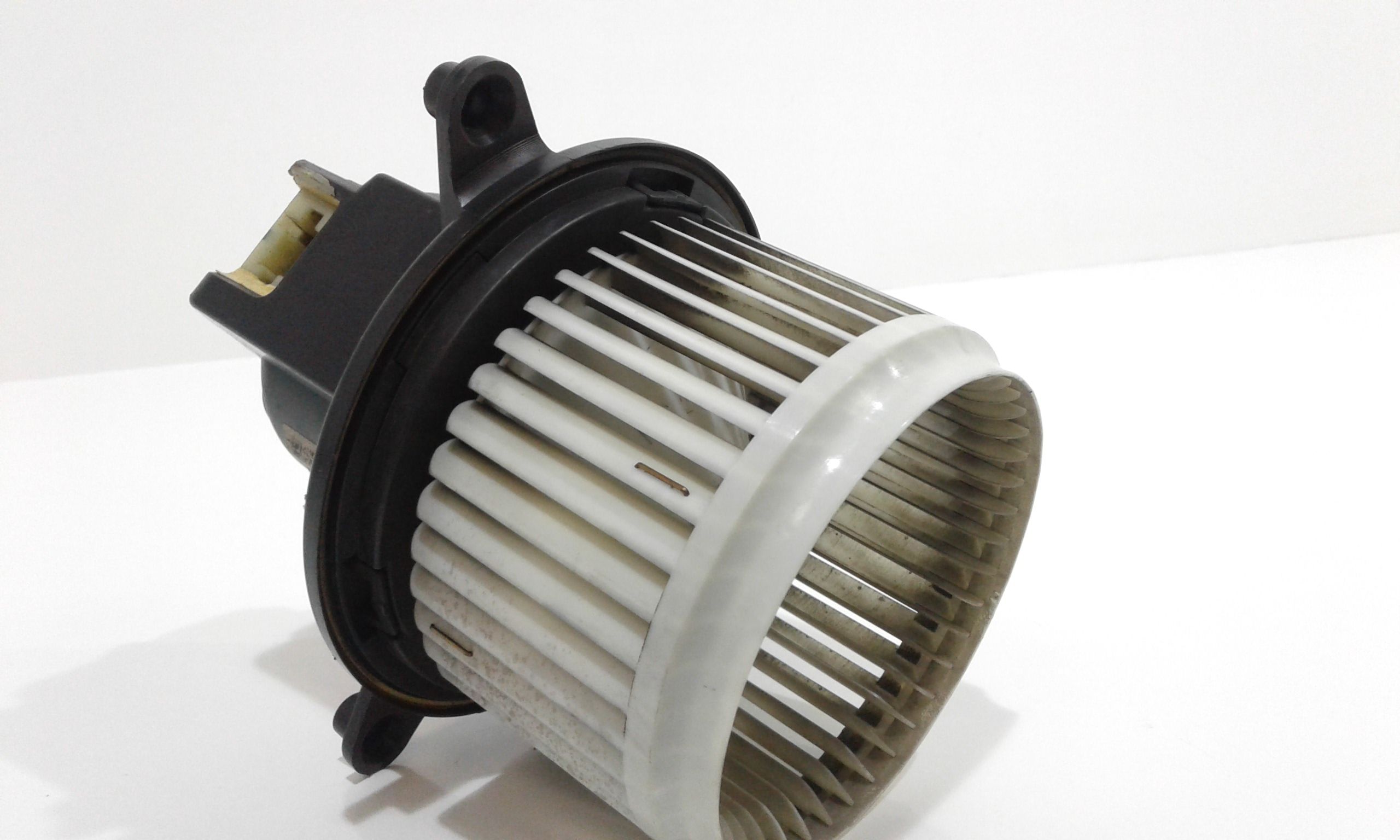 Motorino Ventilazione Abitacolo 77368116 Usato