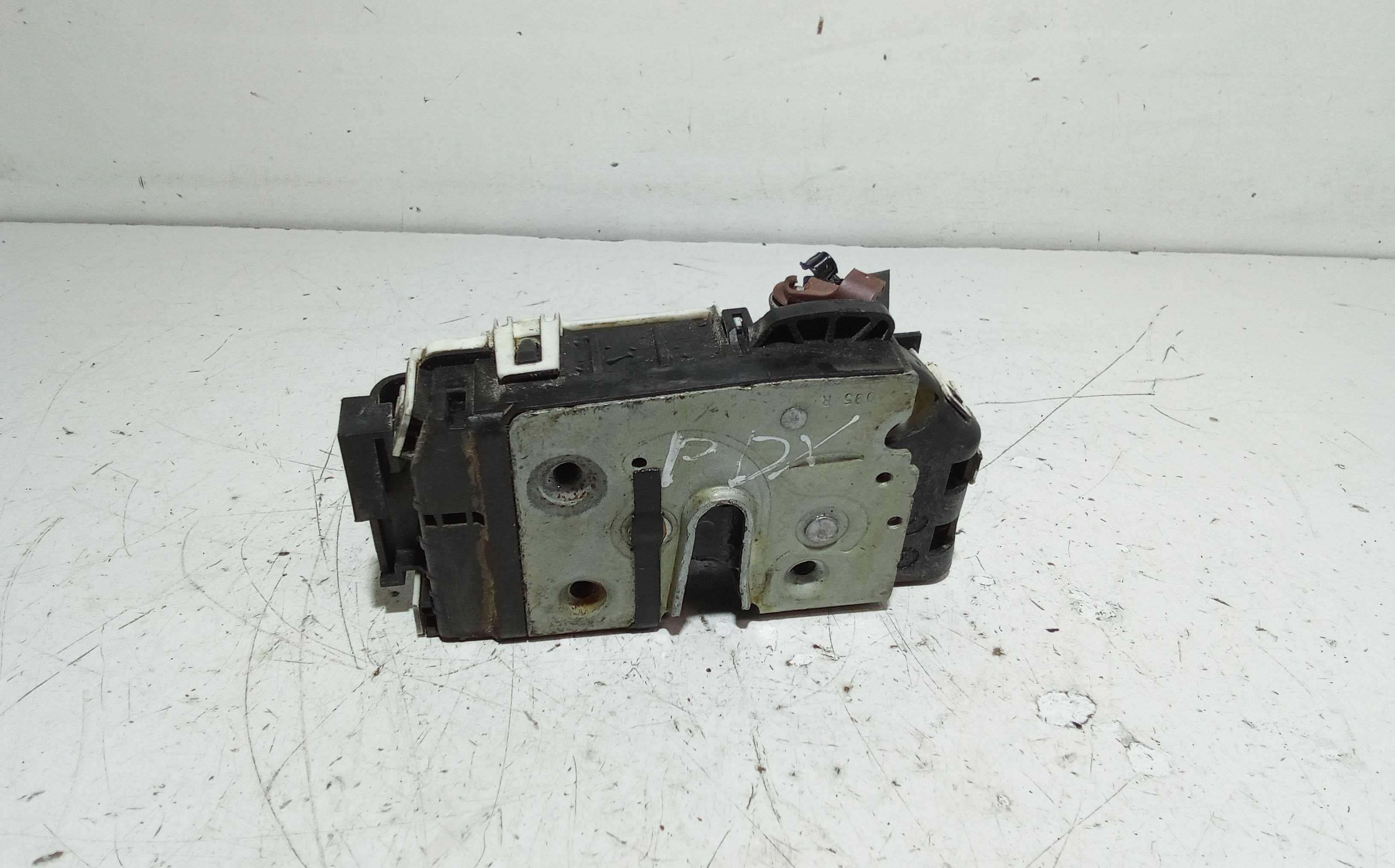 Serratura Porta Post. Destro K04589412AG Usato