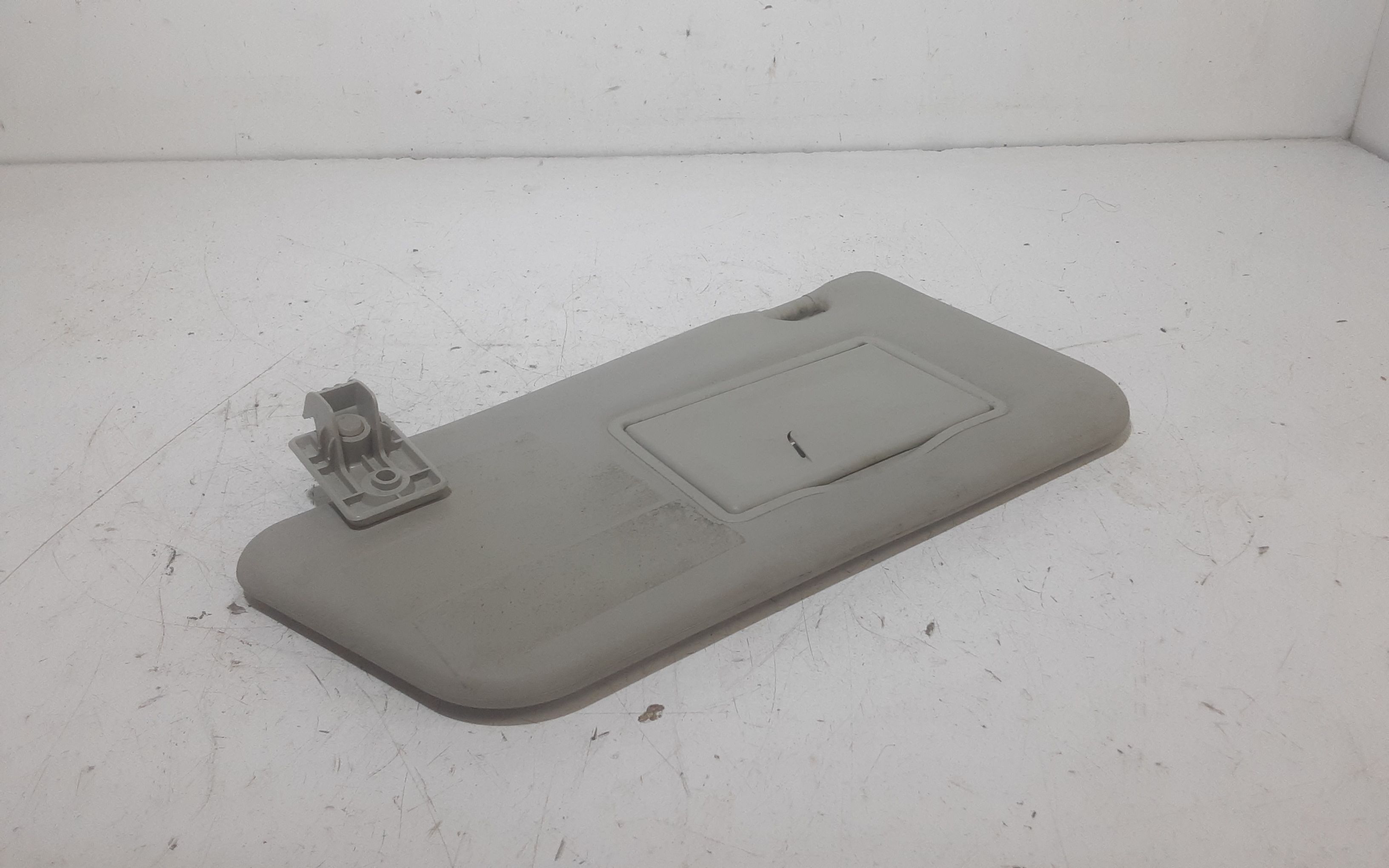 Aletta Parasole Parabrezza Sinistro Usato