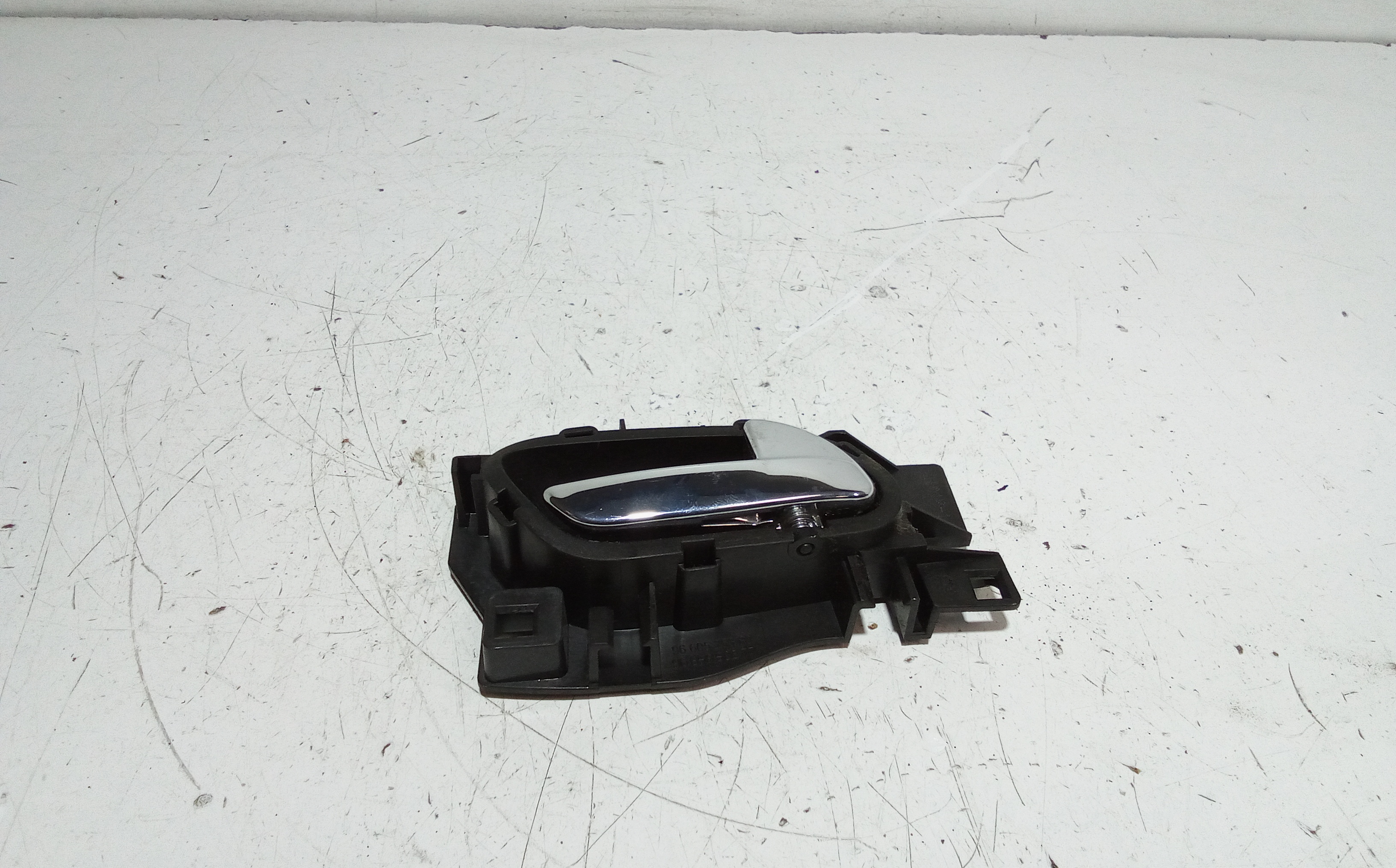 Maniglia Int. Apertura Porta Ant. Destro Usato