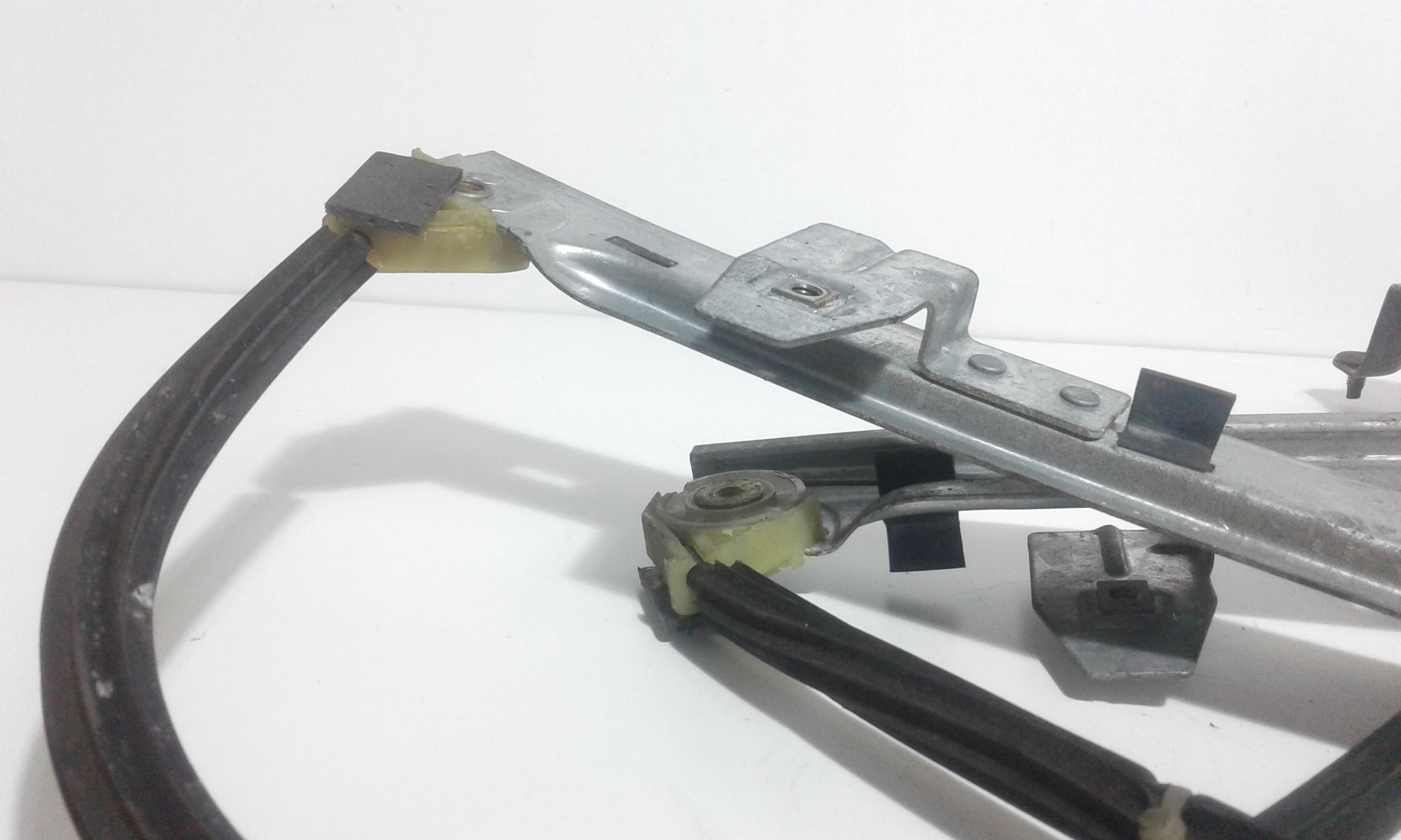 Alzacristallo Porta Ant. Destro Usato