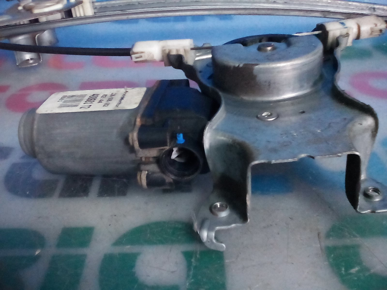 Alzacristallo Porta Post. Sinistro 827012F010 Usato