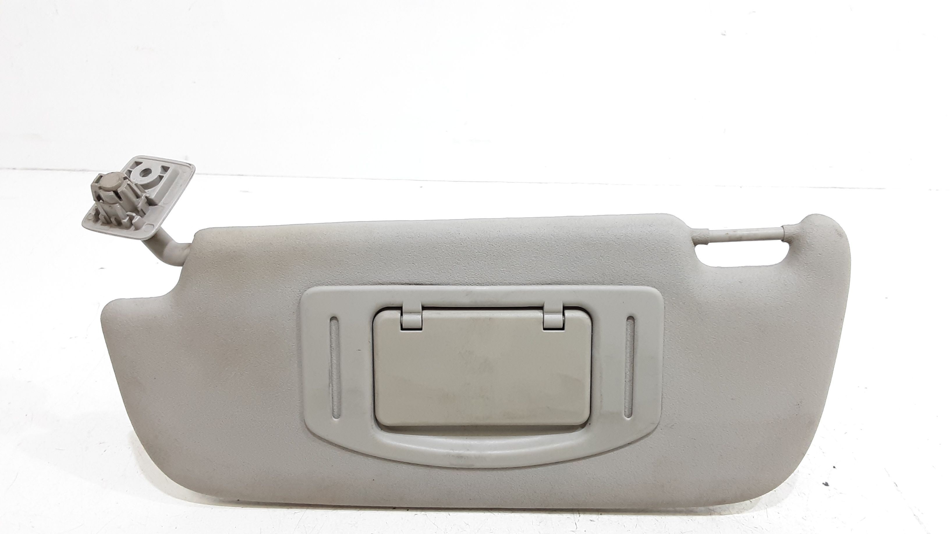 Aletta Parasole Parabrezza Sinistro A4548100910CH0A Usato