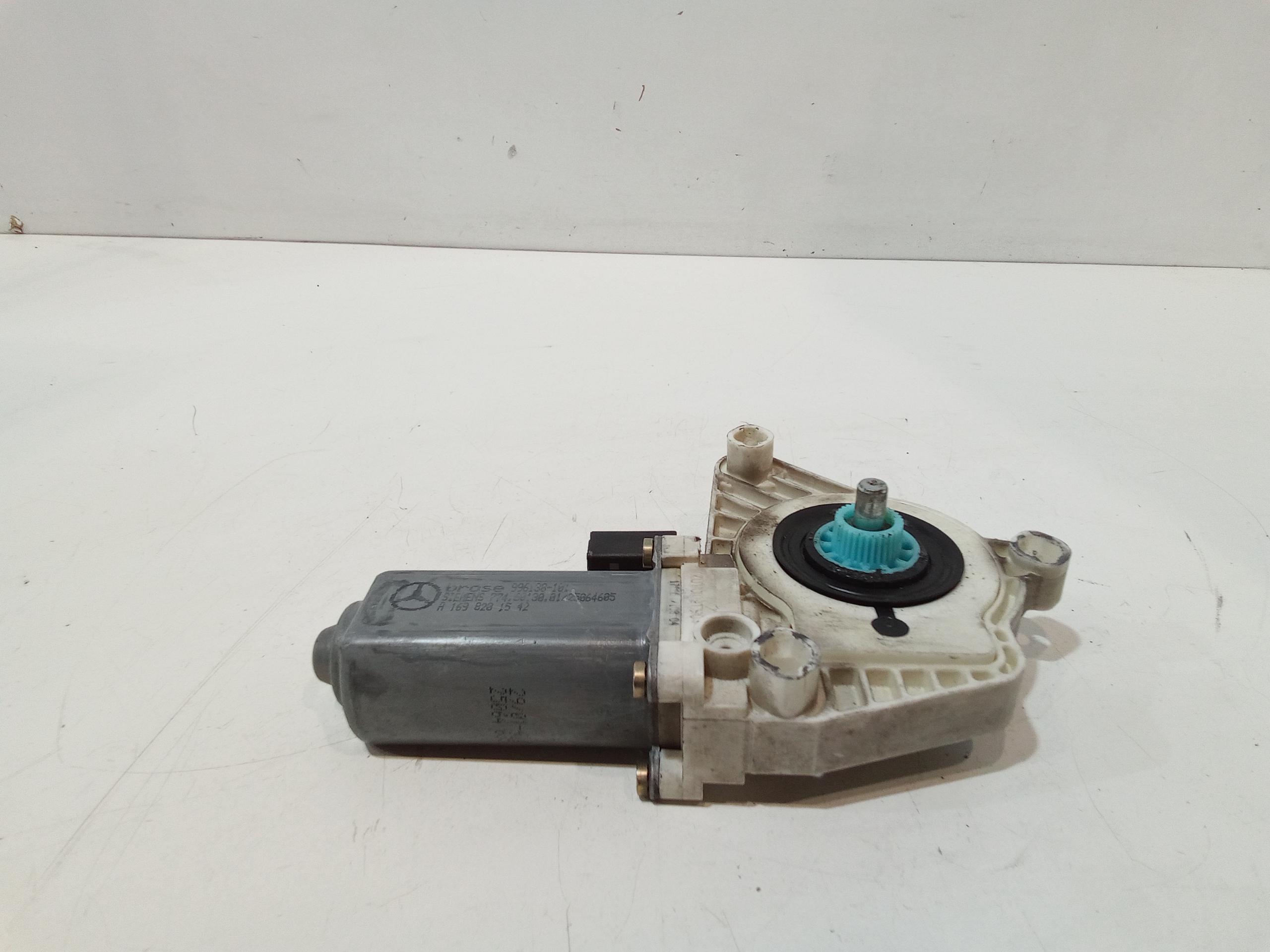 Motorino Alzacristallo Porta Ant. Sinistro A1698204142 Usato