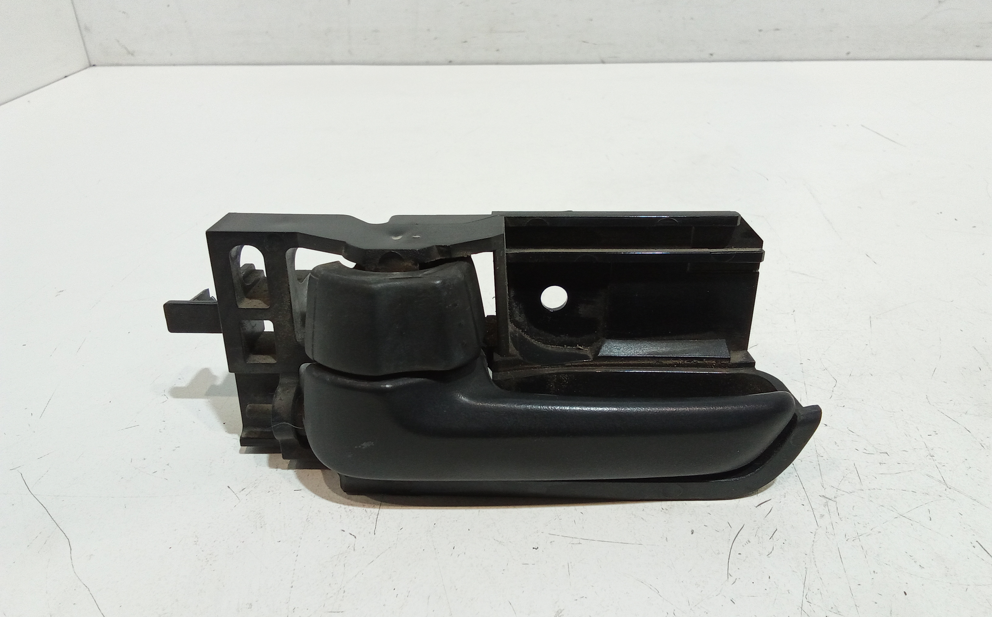 Maniglia Int. Apertura Porta Post. Sinistro 71743444 Usato