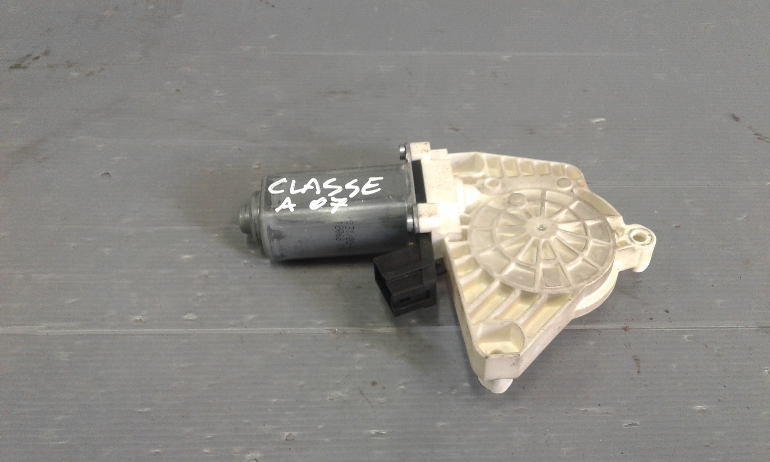 Motorino Alzacristallo Porta Ant. Sinistro A1698204142 Usato