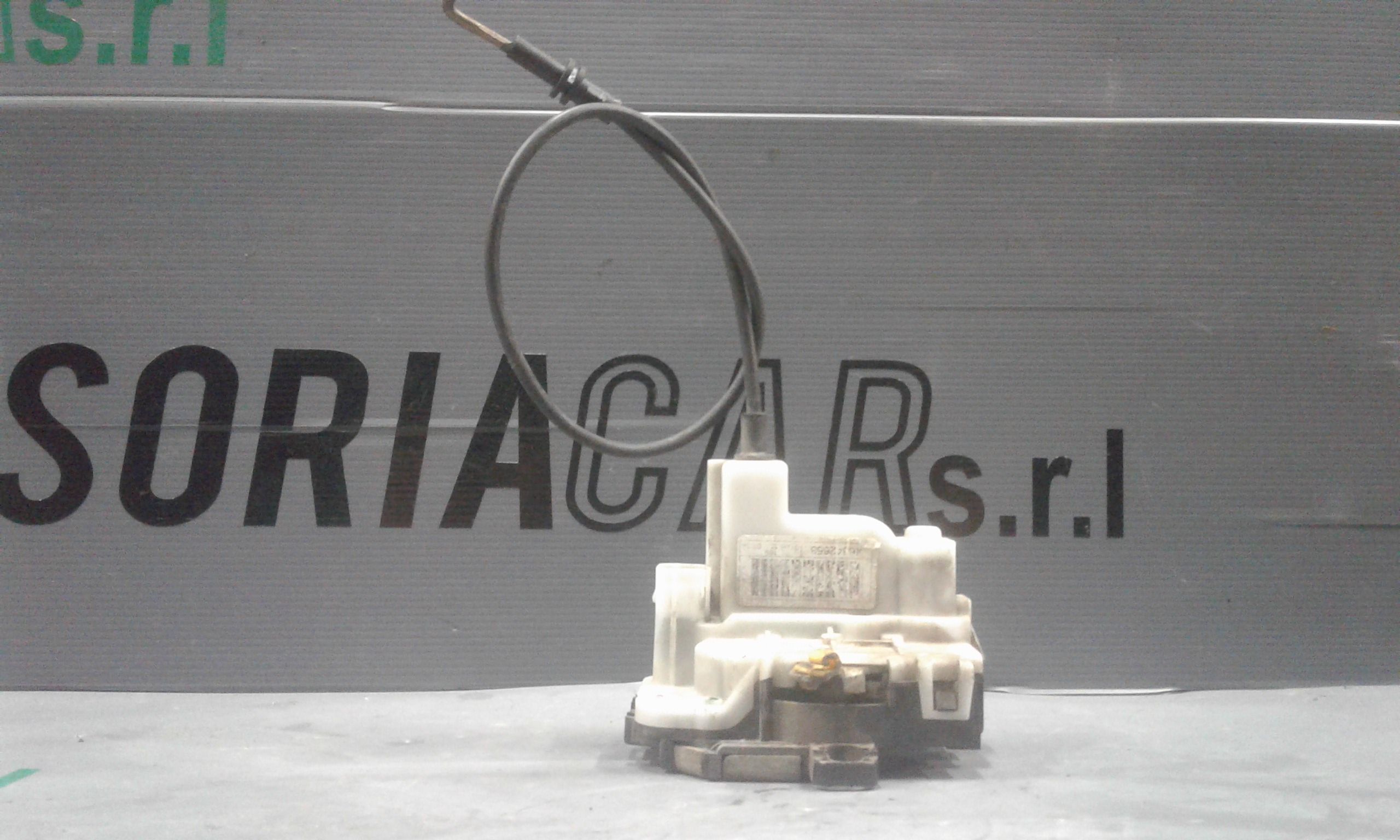 Serratura Porta Ant. Destro 51917876 Usato