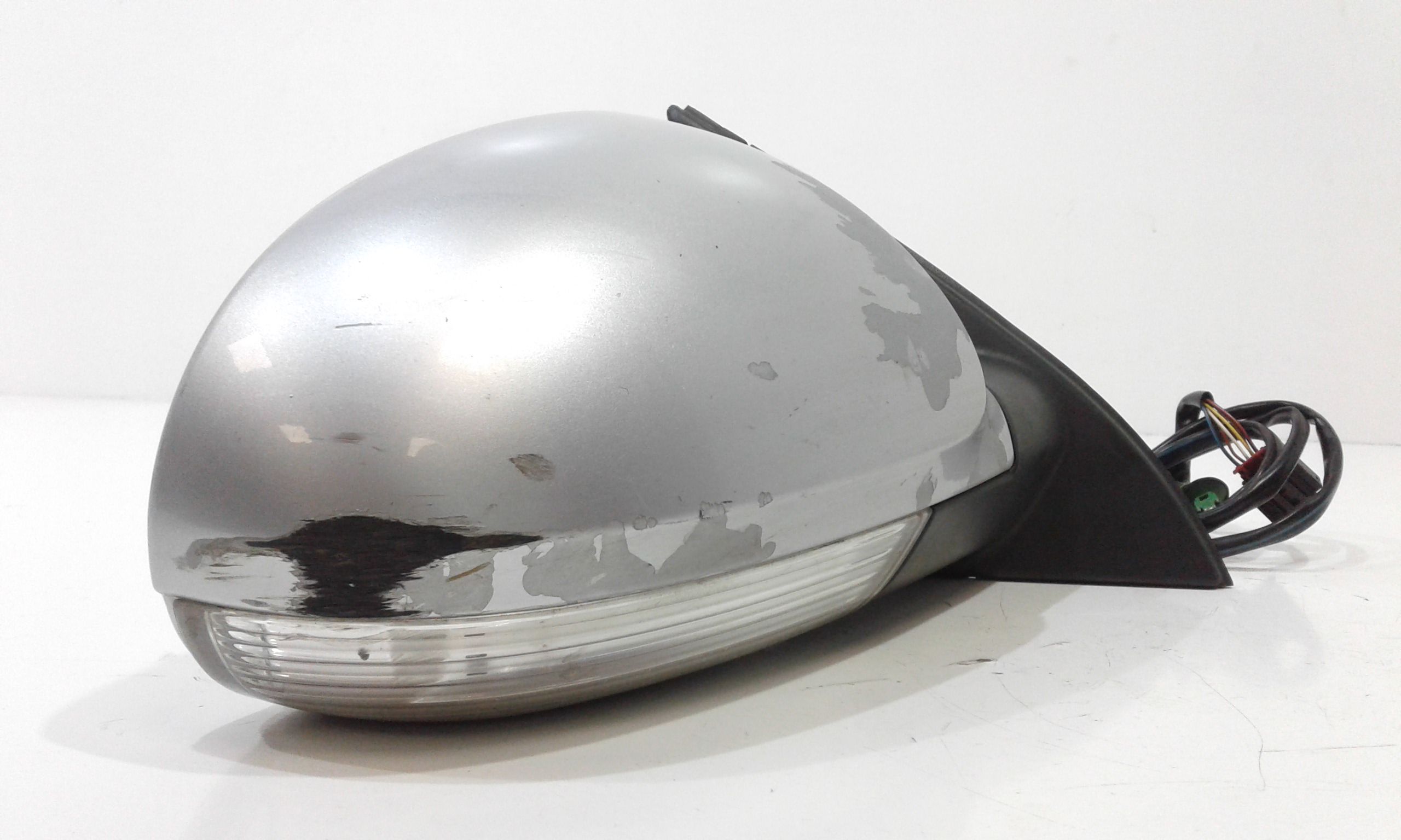 Retrovisore Est. Destro Usato