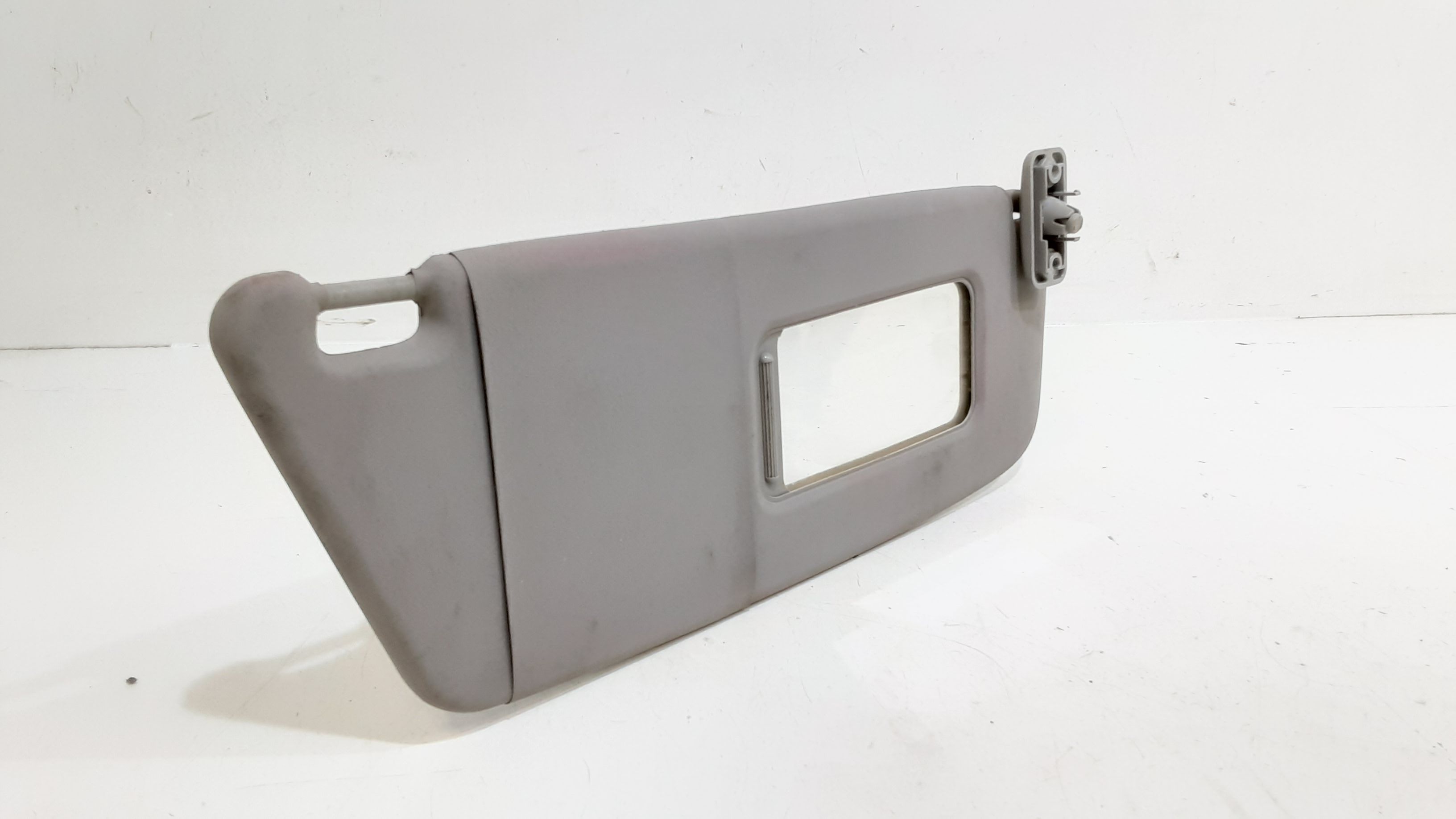 Aletta Parasole Parabrezza Destro 13130073 Usato