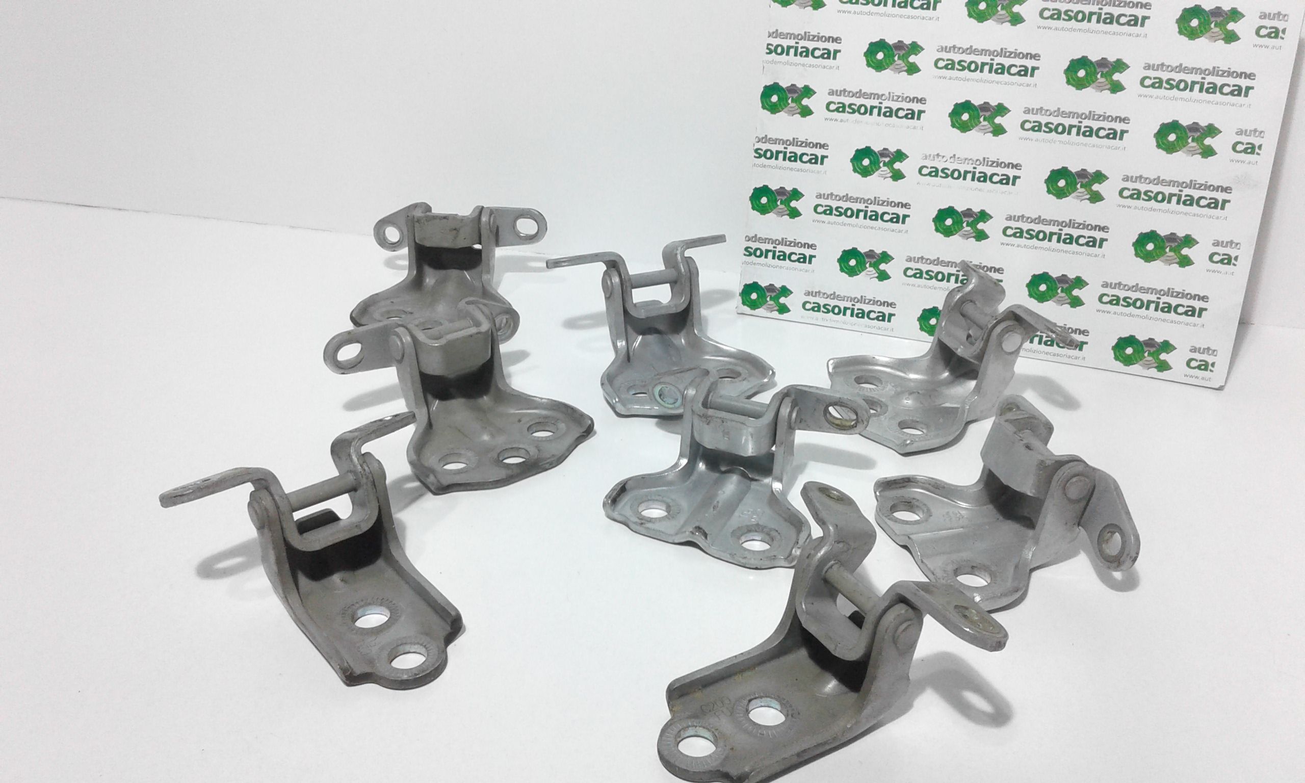 Cerniera Porta Ant. Destro,cerniera Porta Ant.sinistro, Cerniera Porta Post. Destro, Cerniera Porta Post. Sinistro Usato