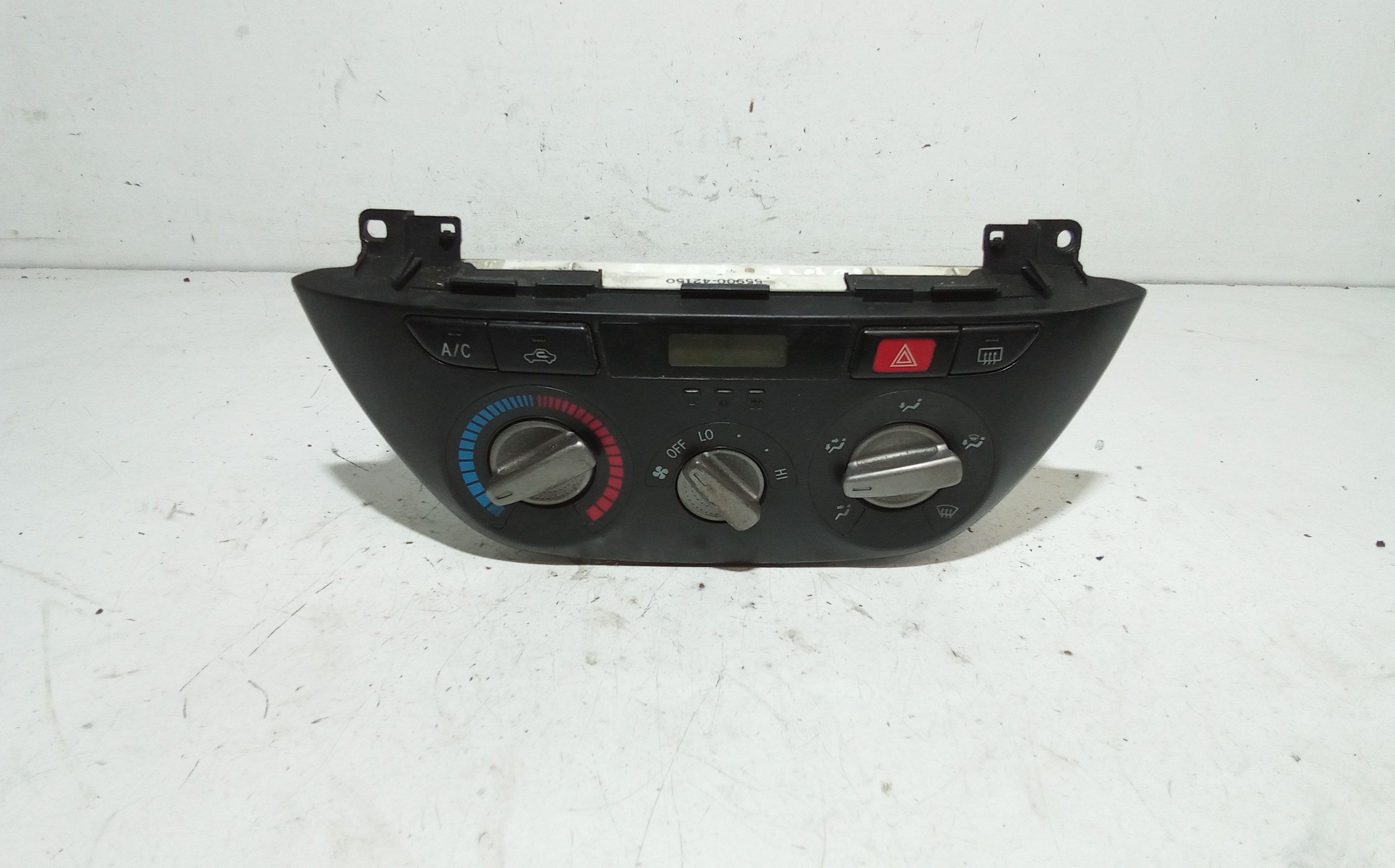 Blocco Comando Climatizzazione 5551942080 Usato