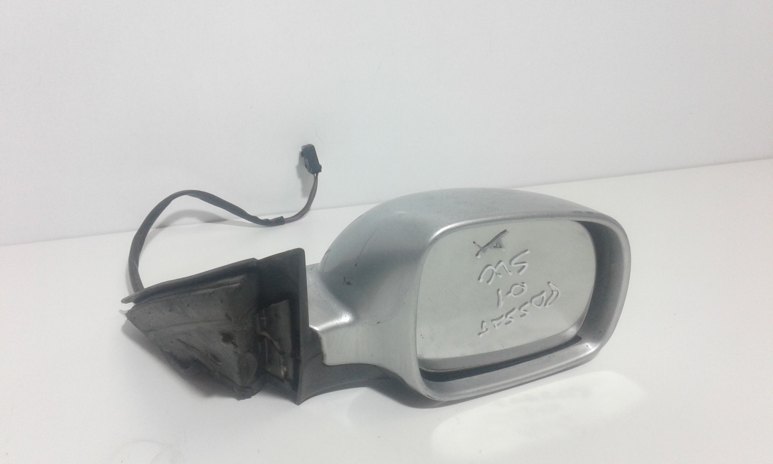 Retrovisore Est. Destro Usato