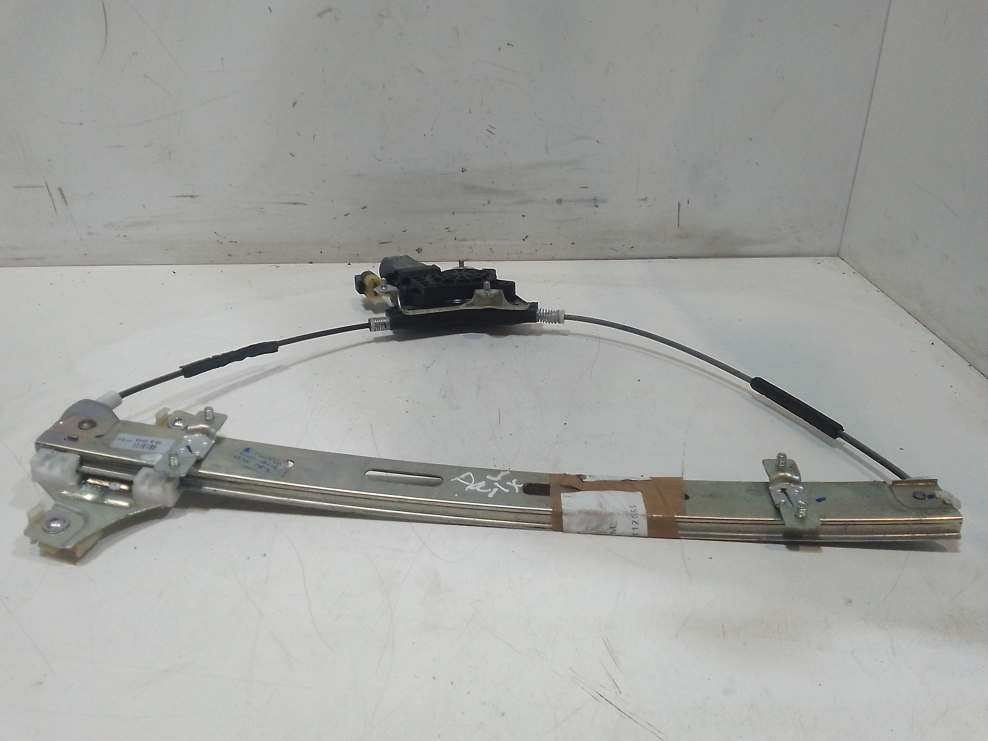 Alzacristallo Porta Ant. Sinistro 824010X000 Usato