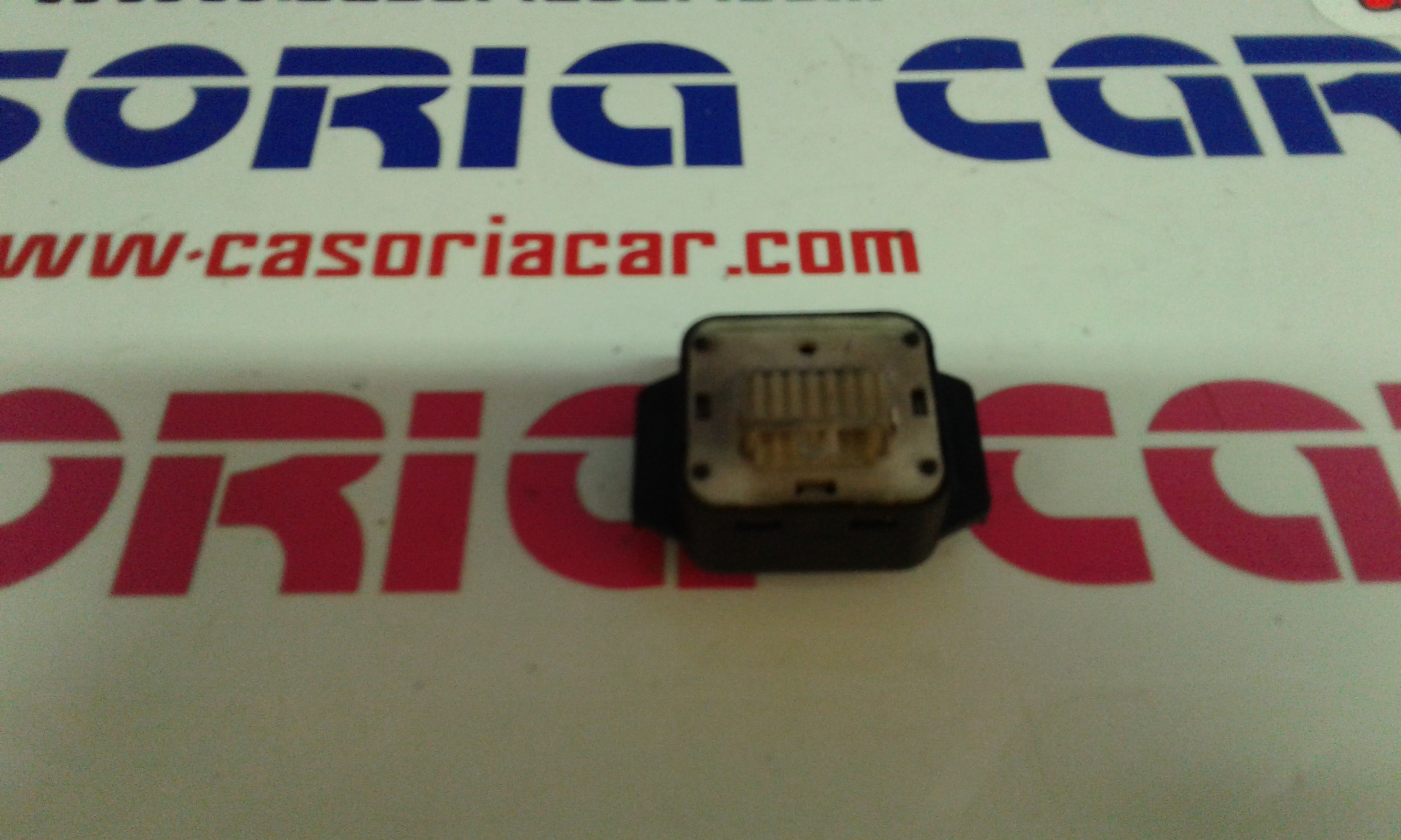 Interruttore Alzacristalli Porta Ant. Sinistro Usato