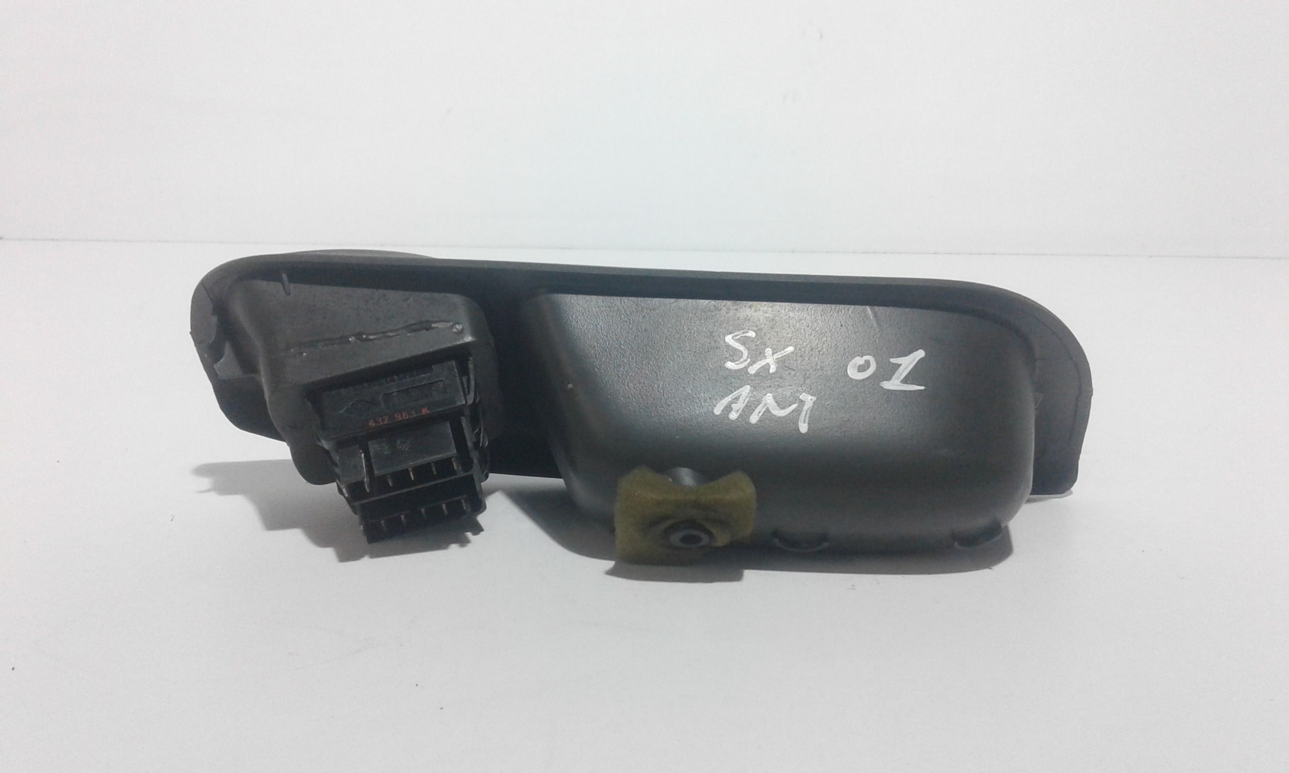 Interruttore Alzacristalli Porta Ant. Sinistro 7700432963 Usato