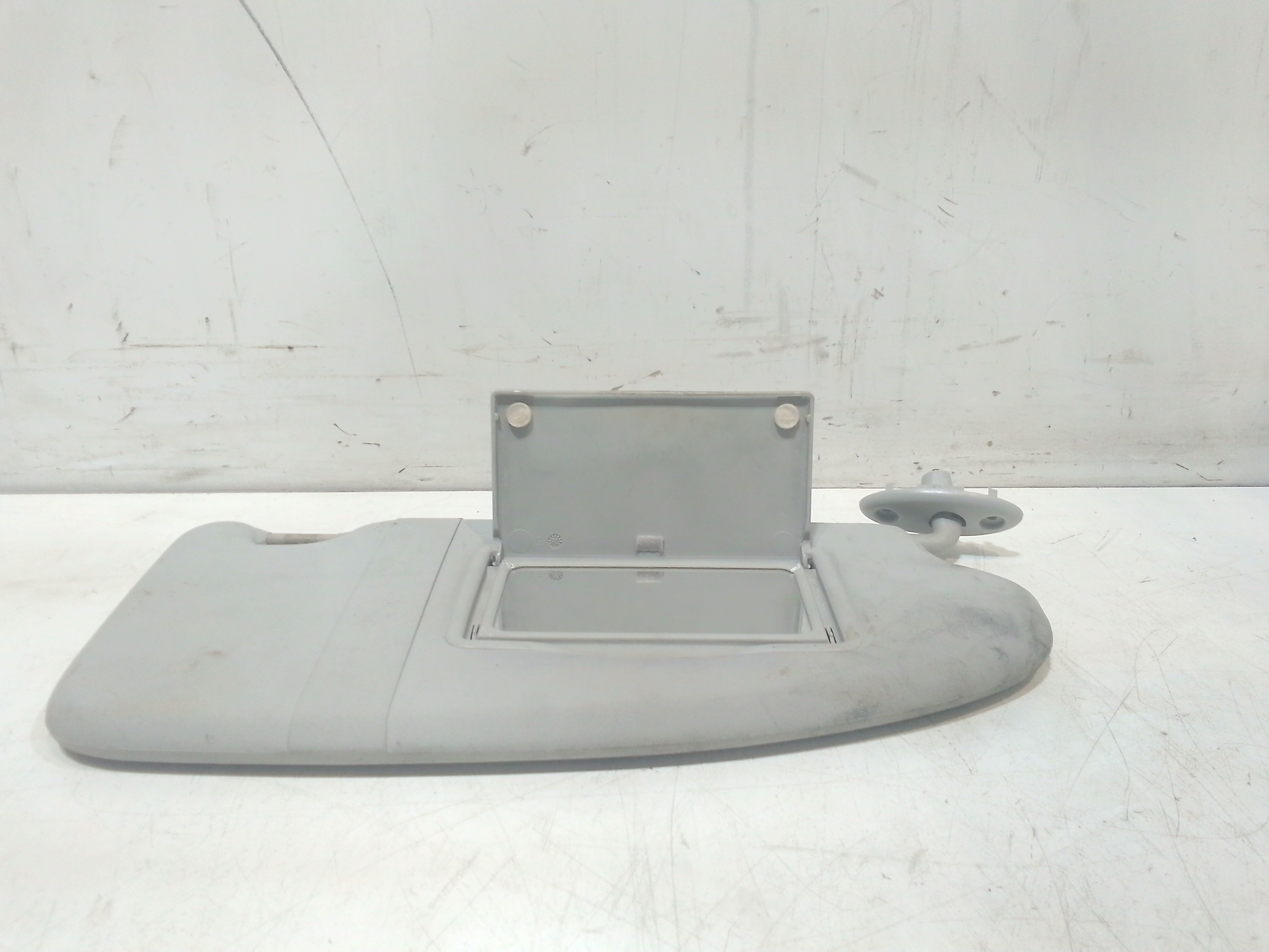 Aletta Parasole Parabrezza Destro 1708997 Usato